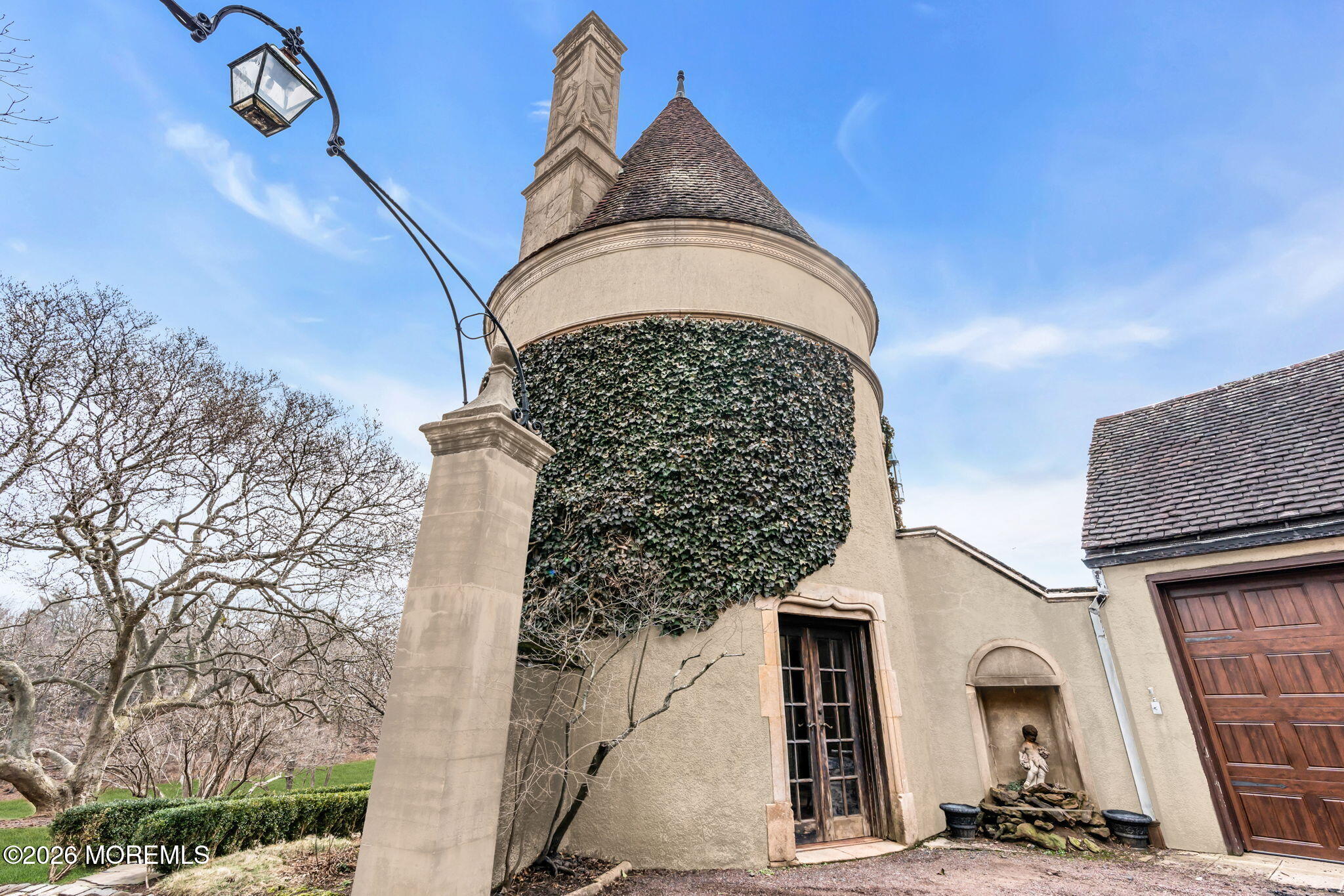 40 Independence Road