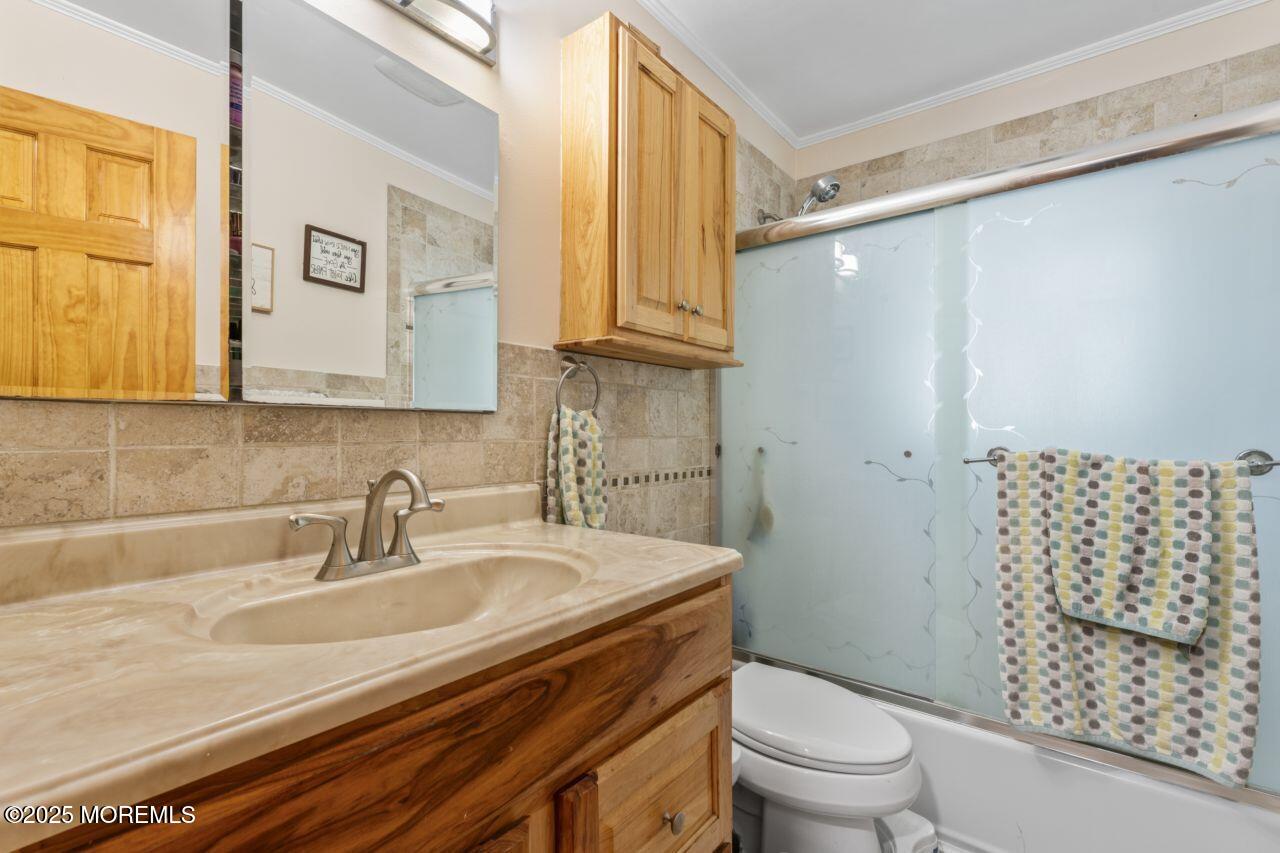 44 Pleasant Avenue, Iselin, New Jersey image 16