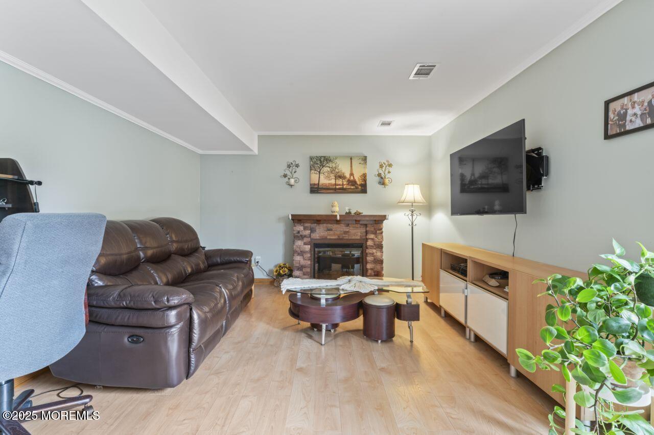 44 Pleasant Avenue, Iselin, New Jersey image 12