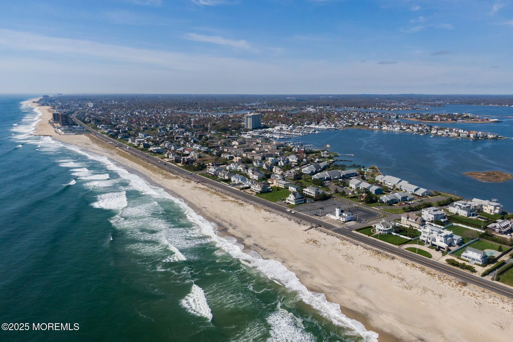103 Shore Drive, Long Branch, New Jersey image 25