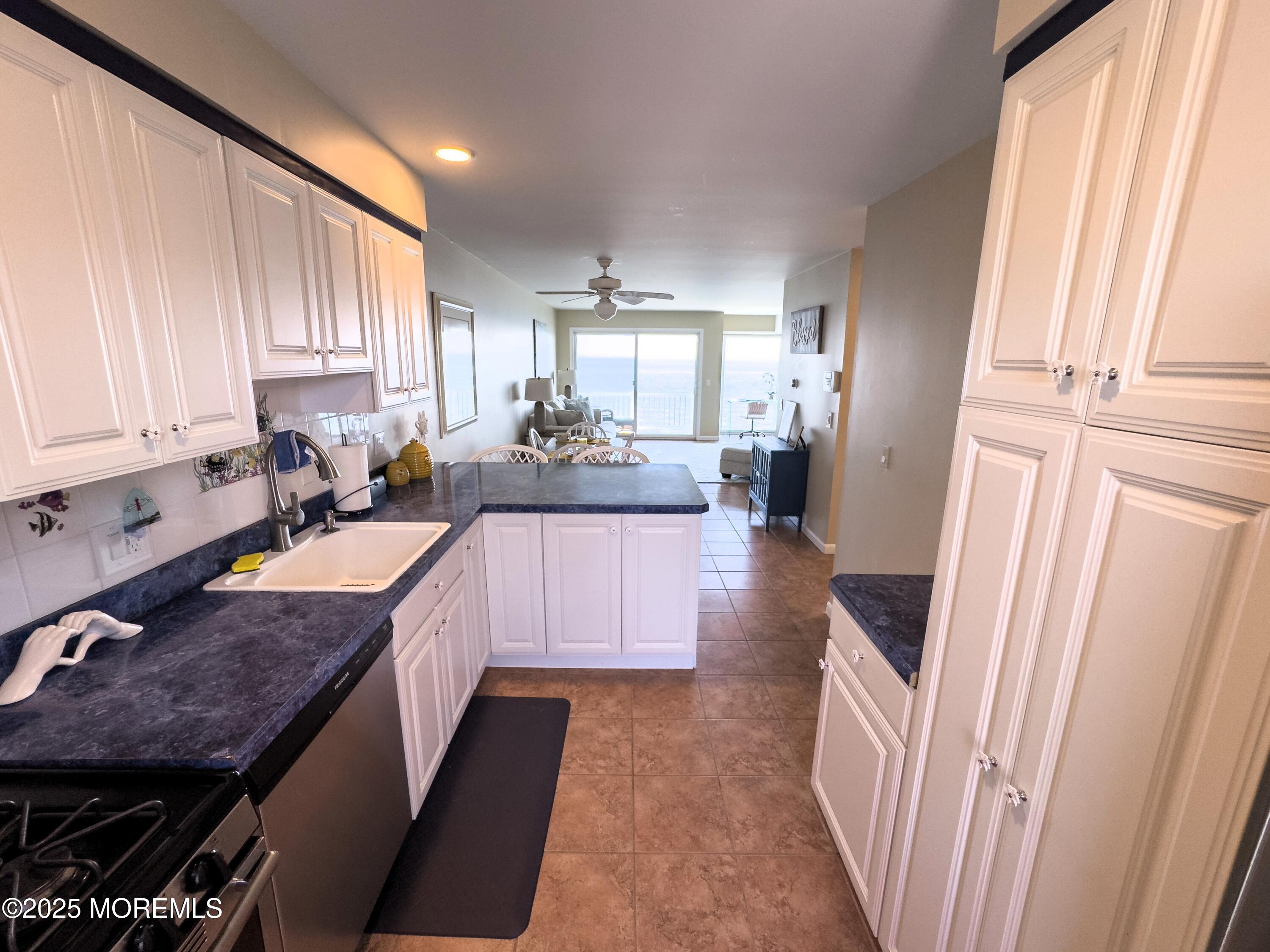 389 Bay Shore Drive #11, Barnegat, New Jersey image 19