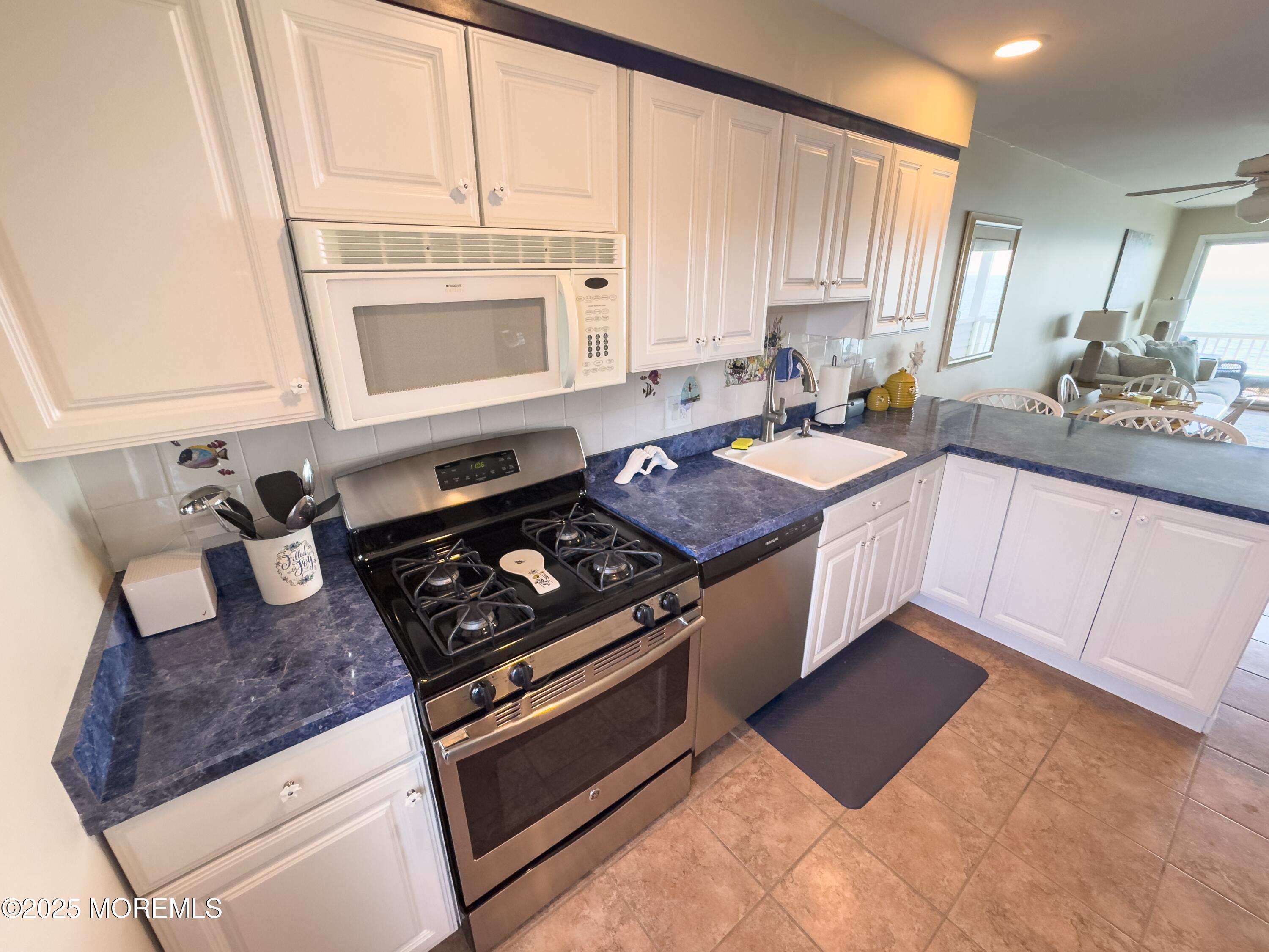 389 Bay Shore Drive #11, Barnegat, New Jersey image 15