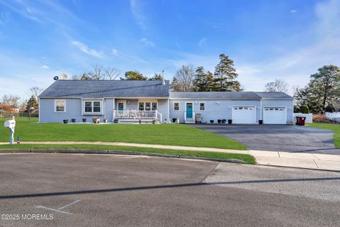 82 Scott Drive Bayville NJ 08721