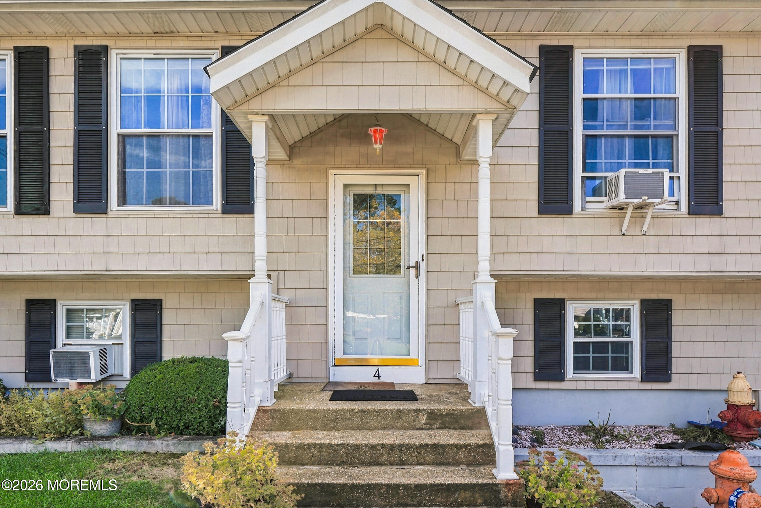 4 Rowland Place