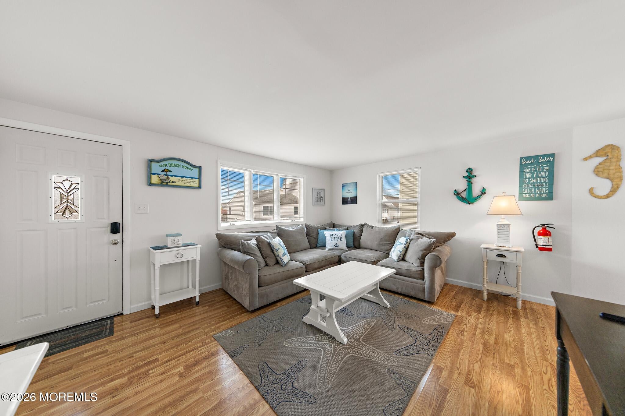 22 Mea Lane