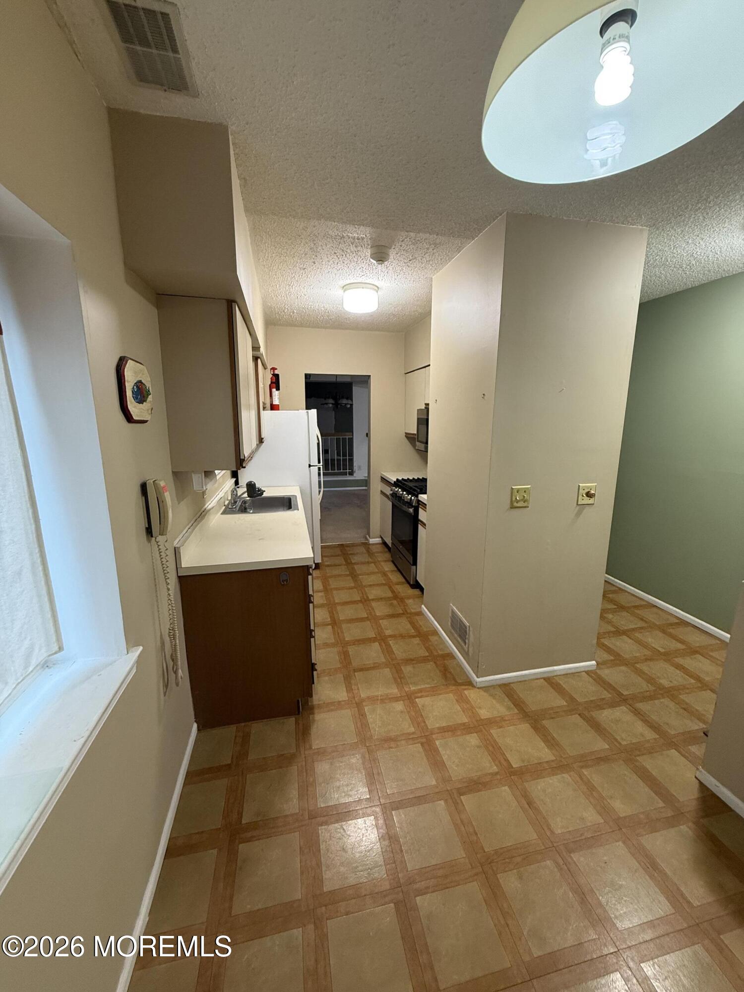 766 Burntwood Trail 734