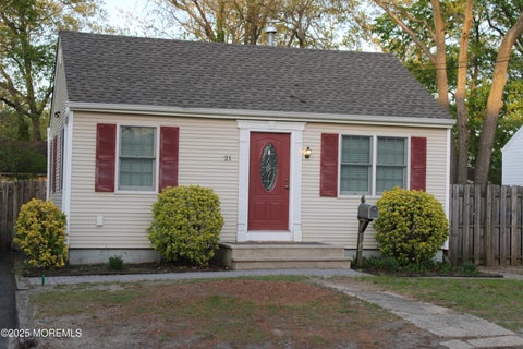 Homes For Rent - 21 Coolidge Drive<br/> Brick, NJ 08724