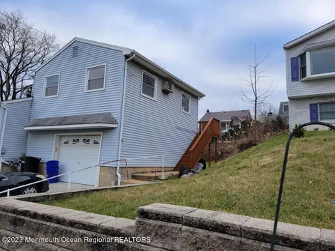 MLS: 22501682