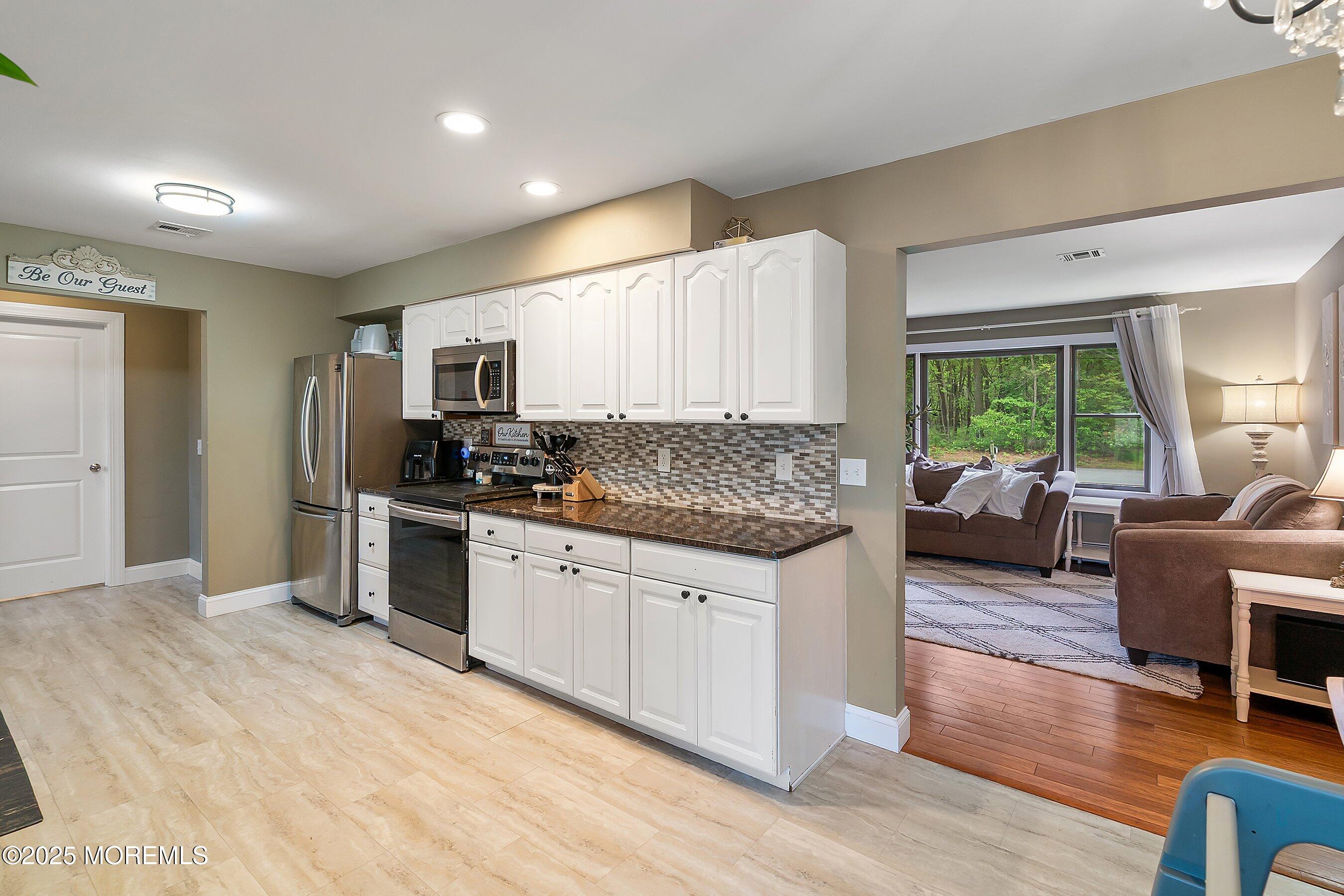 283 Woodhaven Boulevard, Bayville, New Jersey image 5