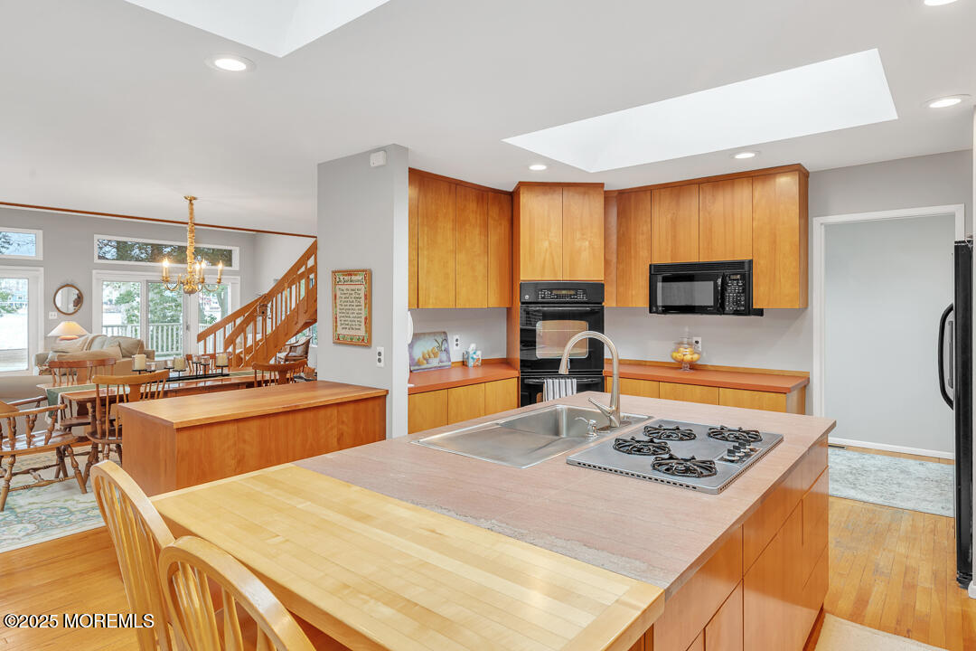 99 N Lakeshore Drive, Manahawkin, New Jersey image 17