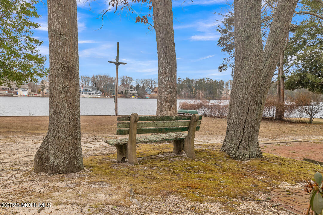 99 N Lakeshore Drive, Manahawkin, New Jersey image 50