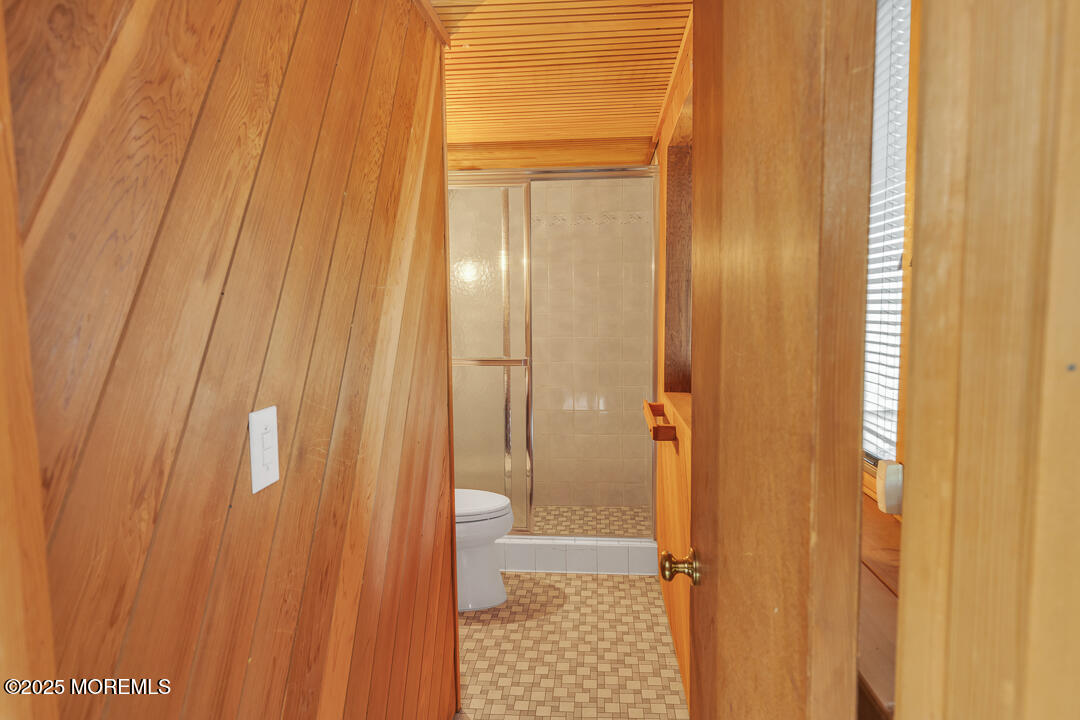99 N Lakeshore Drive, Manahawkin, New Jersey image 39