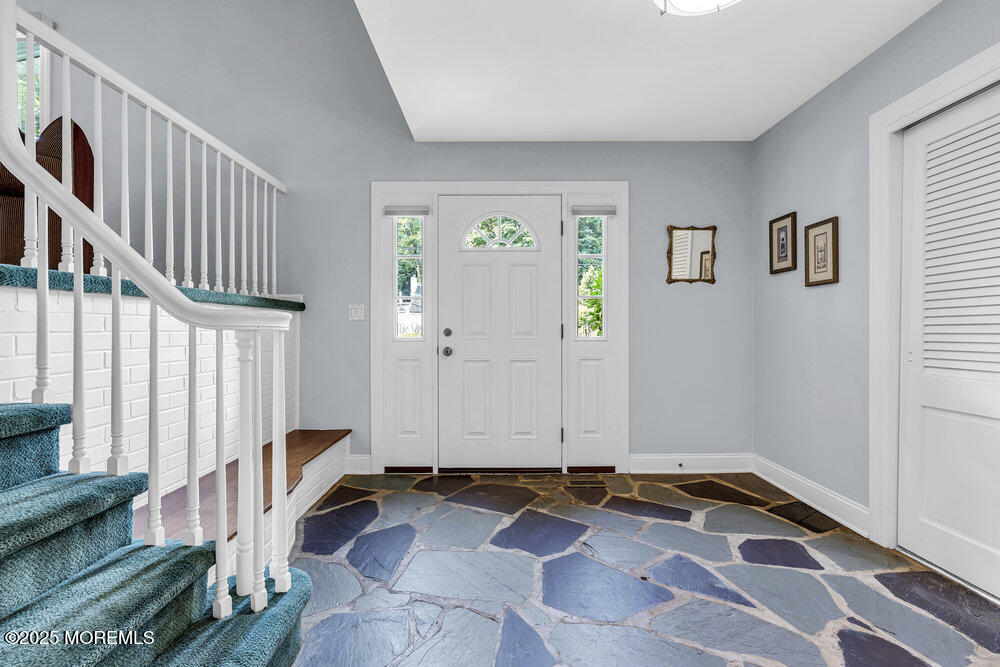 299 White Road