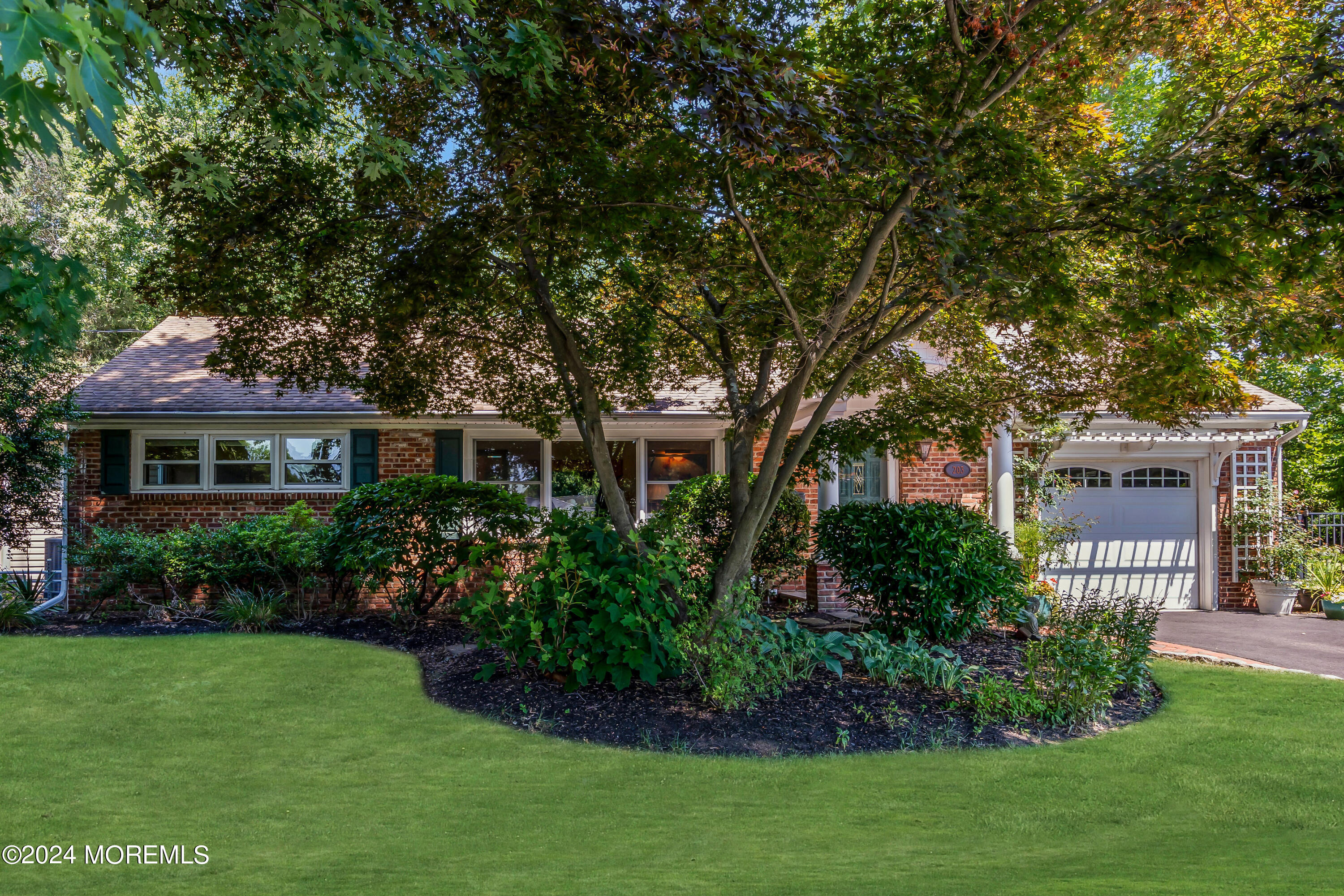 View Red Bank, NJ 07701 house