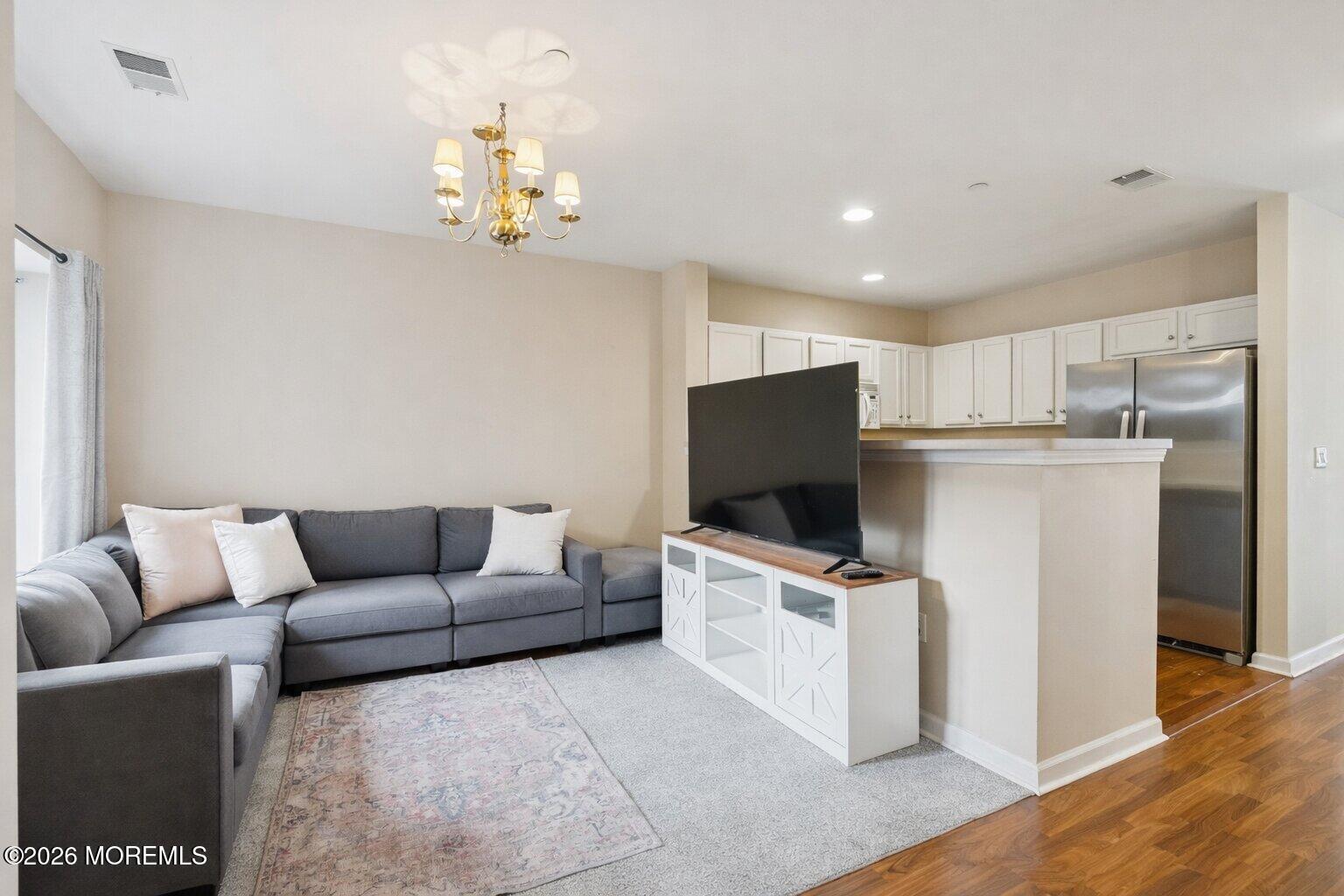 368 Rector Street 408