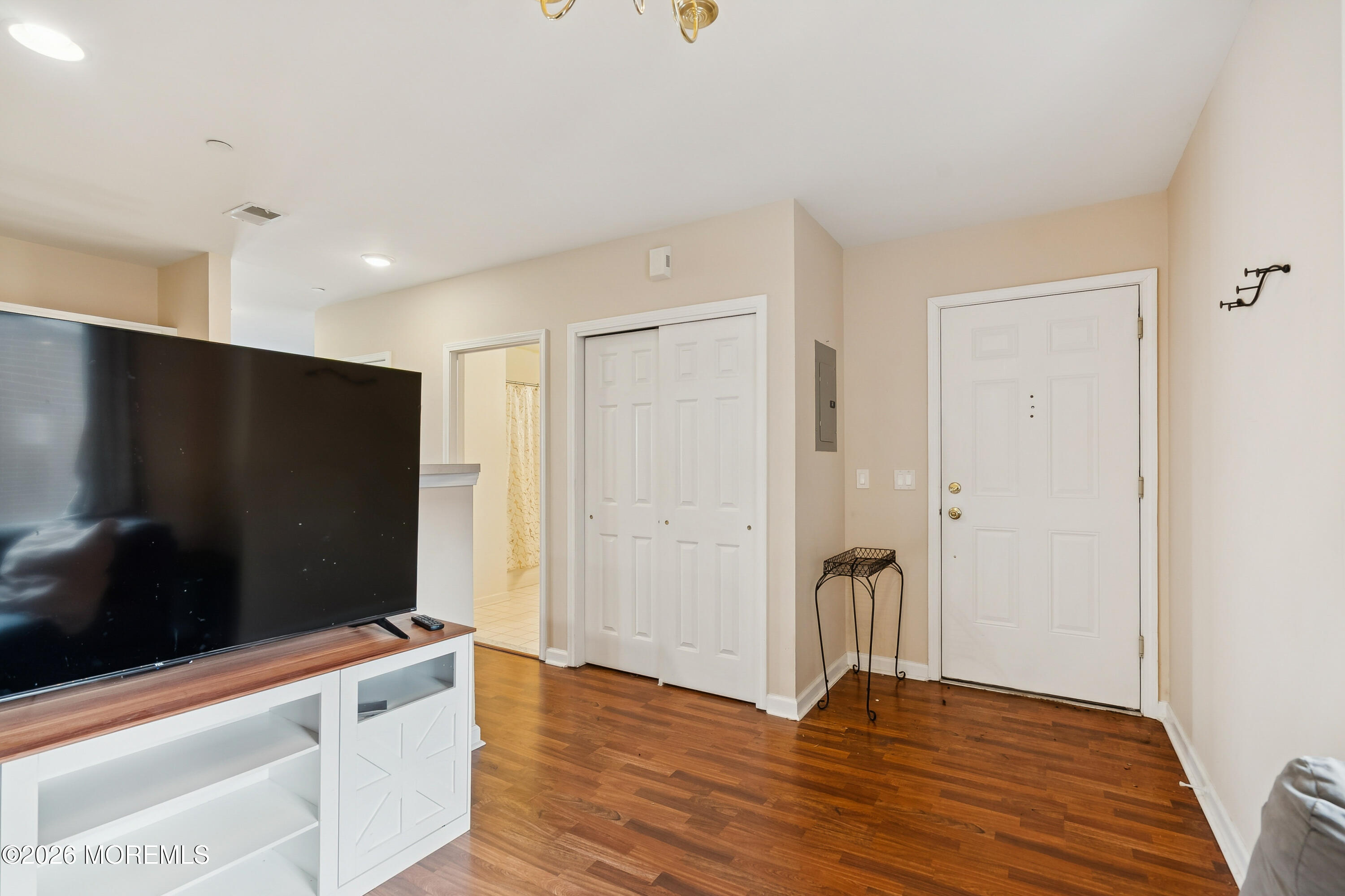 368 Rector Street 408