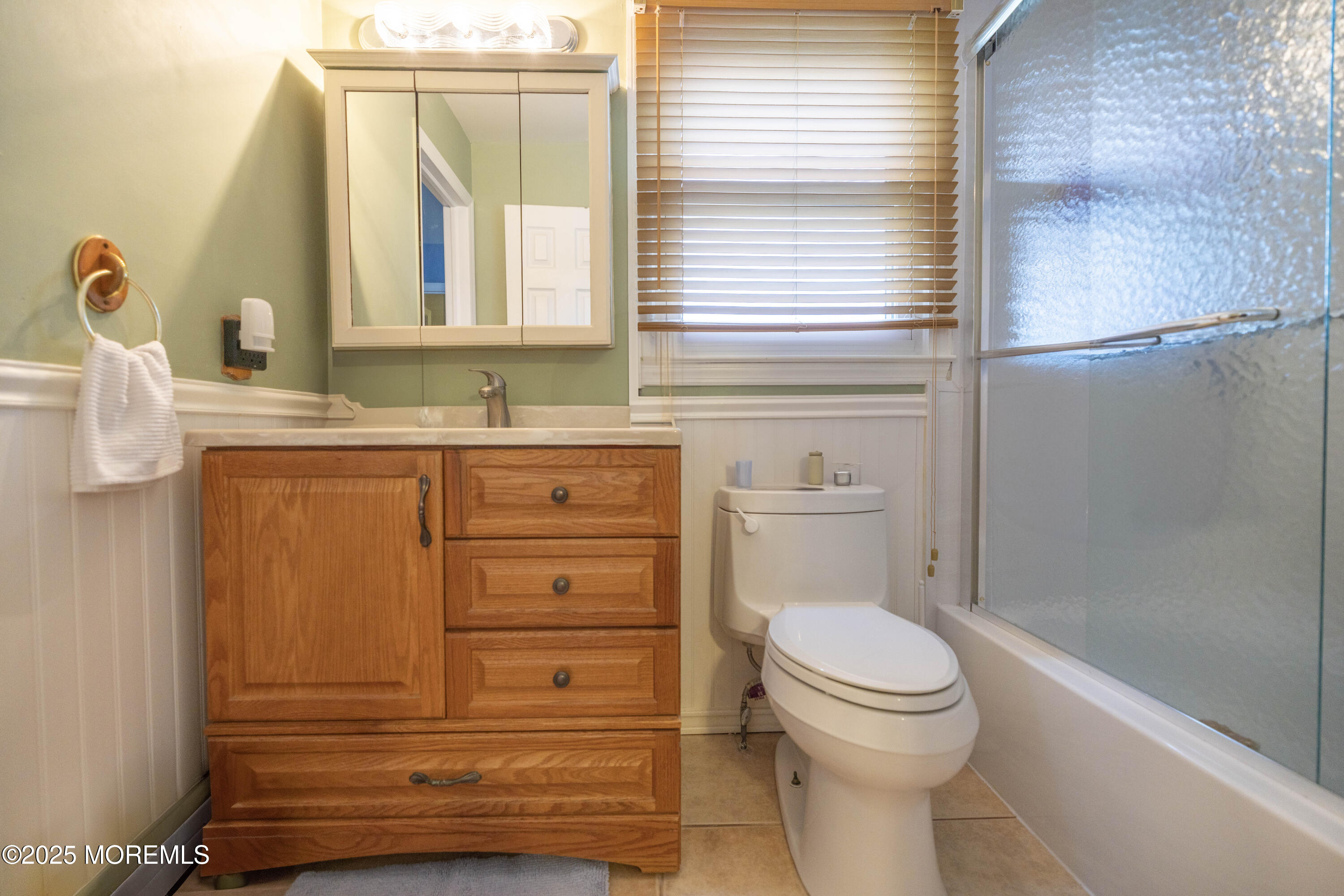 17 Angela Cir, Hazlet, New Jersey image 13