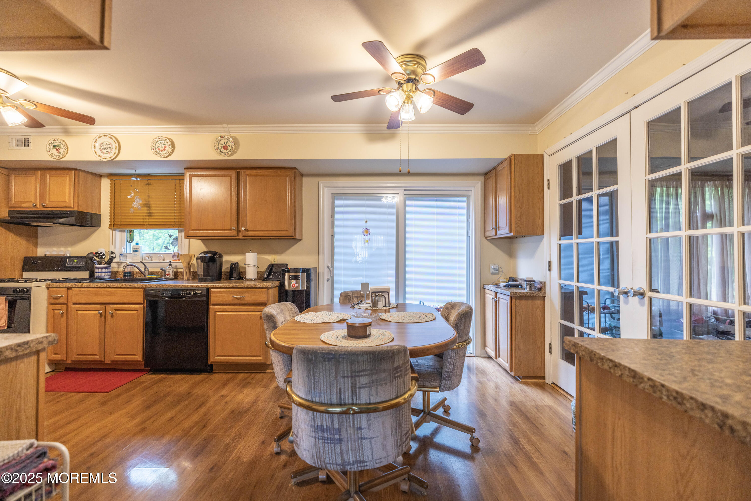 17 Angela Cir, Hazlet, New Jersey image 5