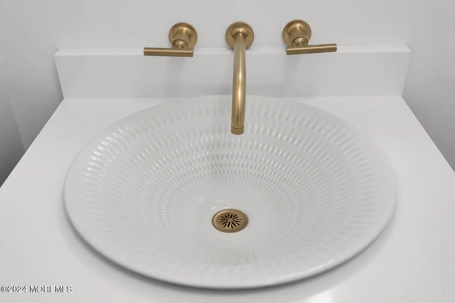 Red Bank, New Jersey 07701, United States, 2 Bedrooms Bedrooms, ,3 BathroomsBathrooms,Residential,Active,42136