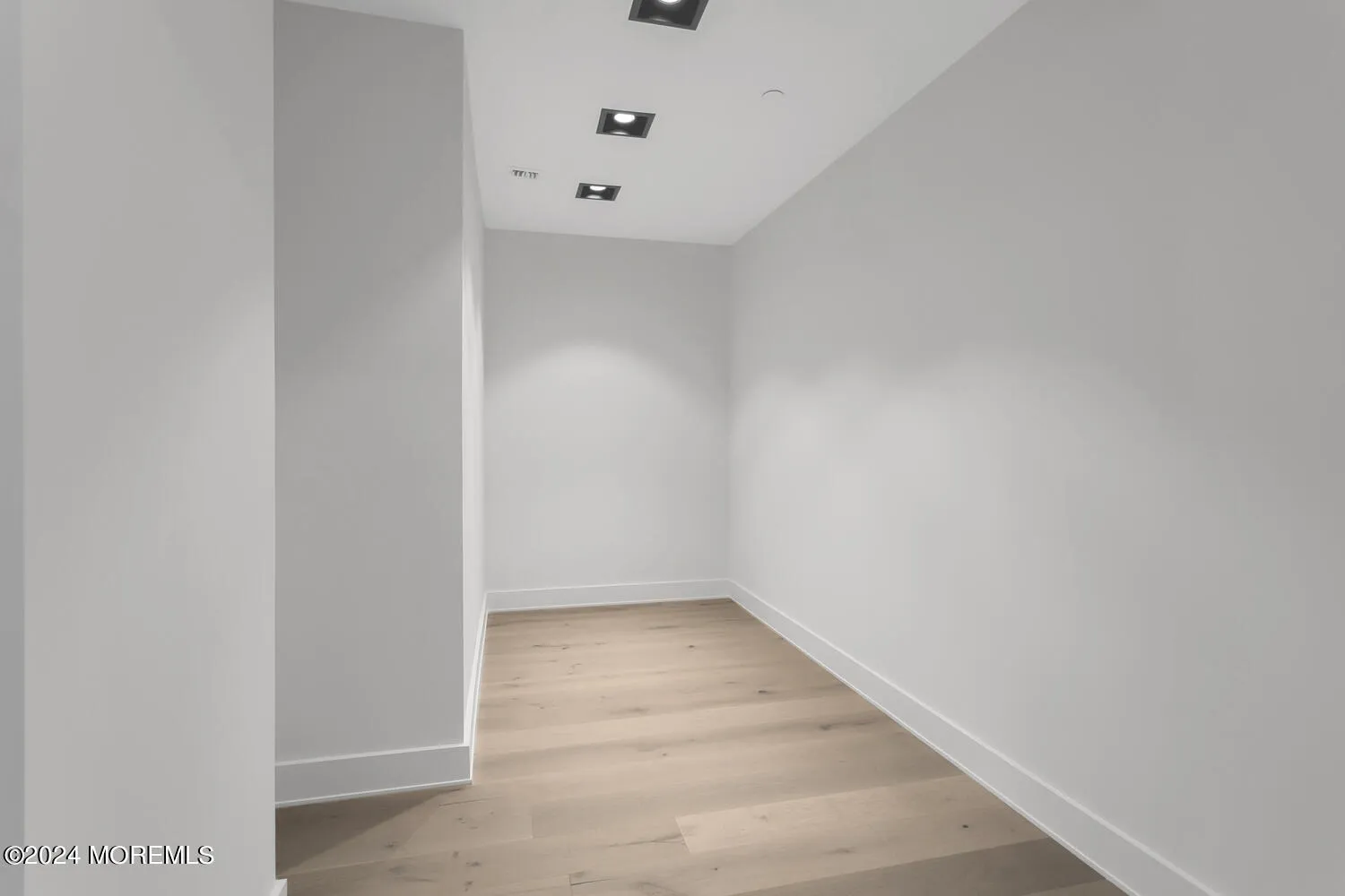 Red Bank, New Jersey 07701, United States, 2 Bedrooms Bedrooms, ,3 BathroomsBathrooms,Residential,Active,42136