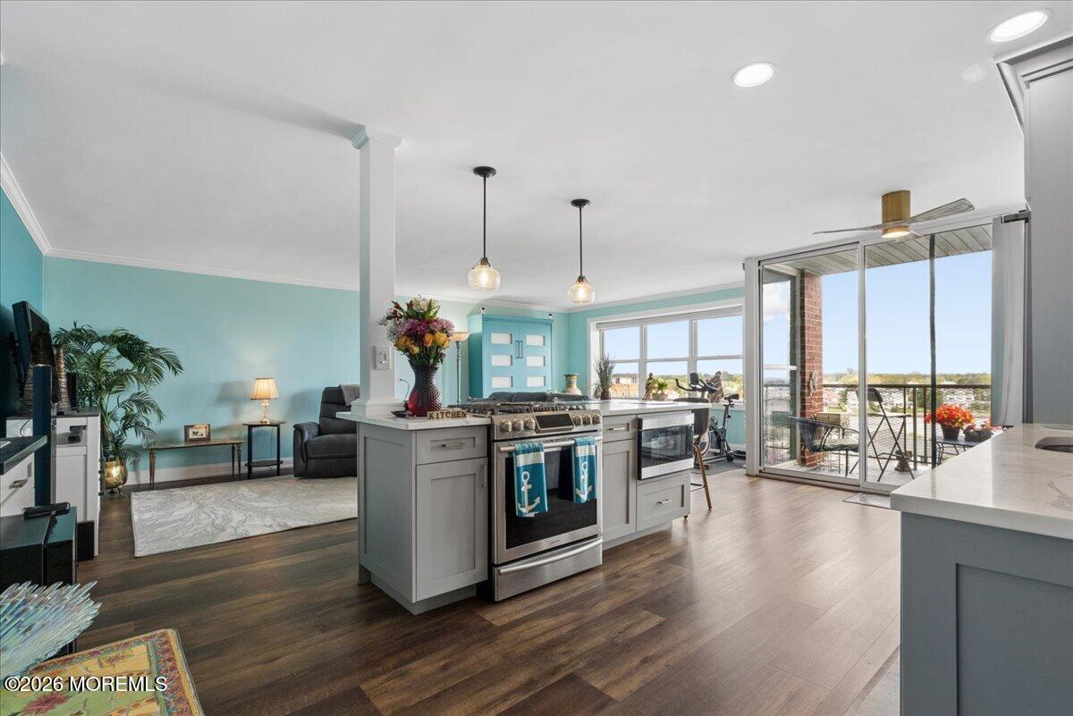 1615 Park Avenue 6F
