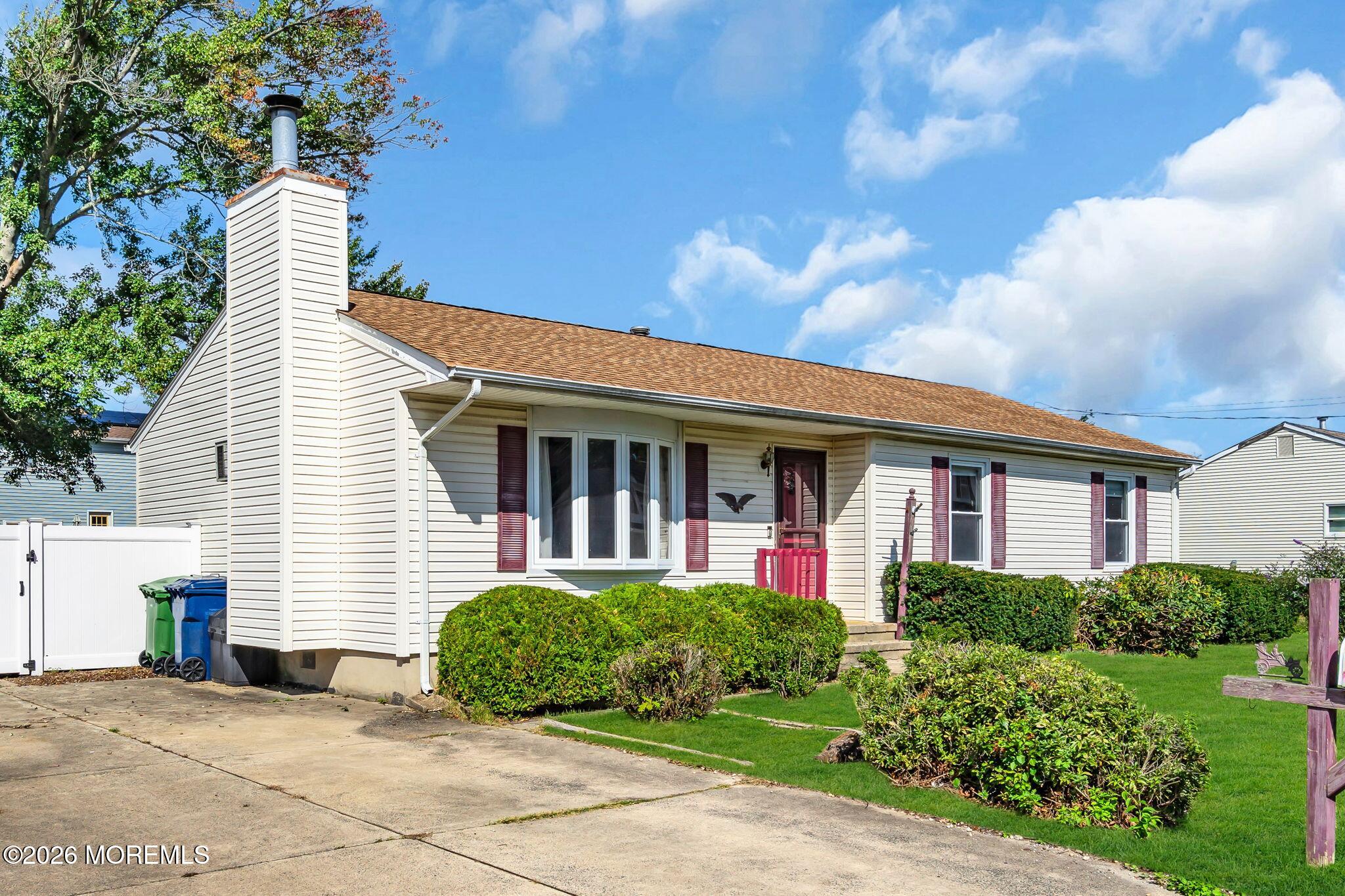 1228 Spray Avenue