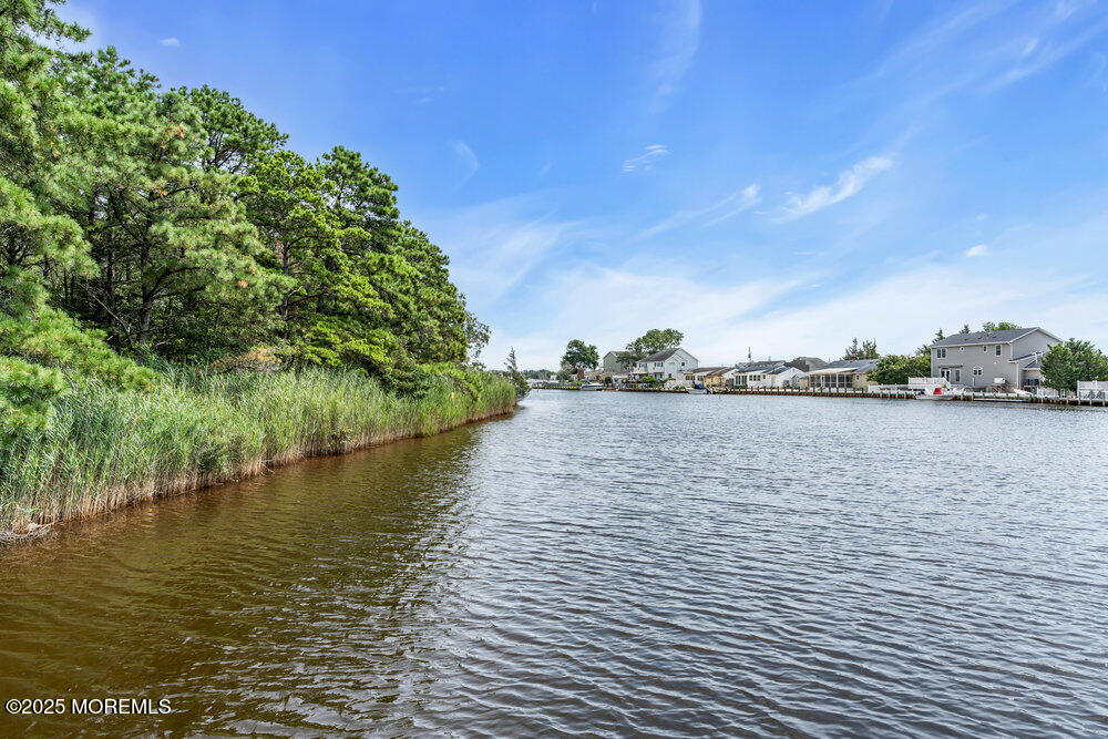 Forked River, New Jersey, 08731, United States, 4 Bedrooms Bedrooms, ,4 BathroomsBathrooms,Residential,Active,2041588