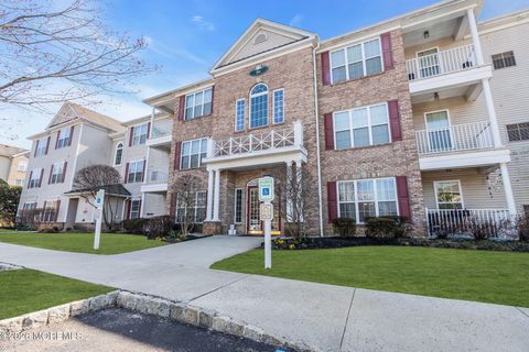 Condo For Sale - 622 Sophee Lane<br/> Lakewood, NJ 08701