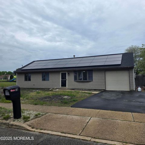 Homes For Sale - 56 Georgetown Boulevard<br/> Ocean County, Barnegat, NJ 08005