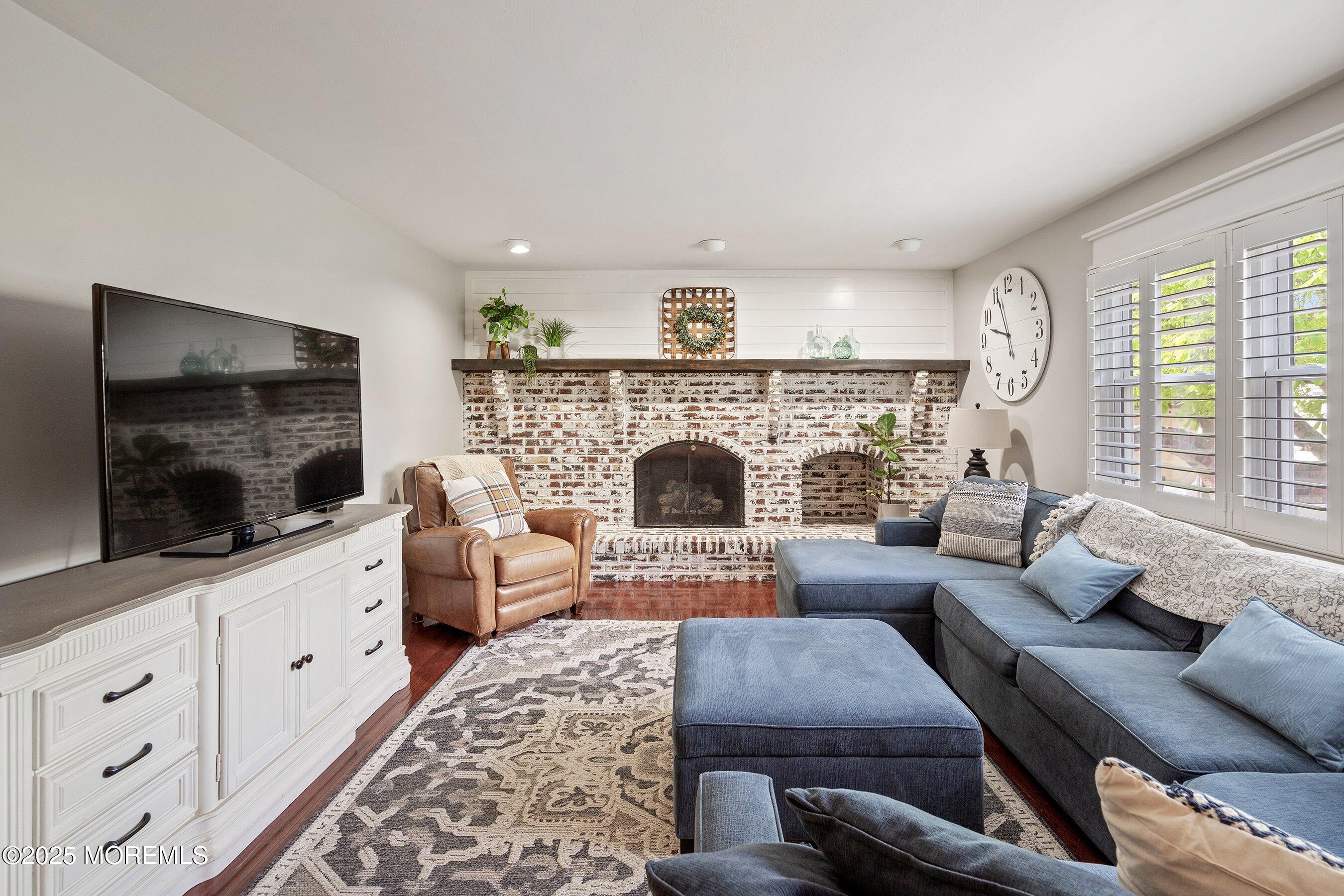 408 Winding Way, Brick, New Jersey image 9