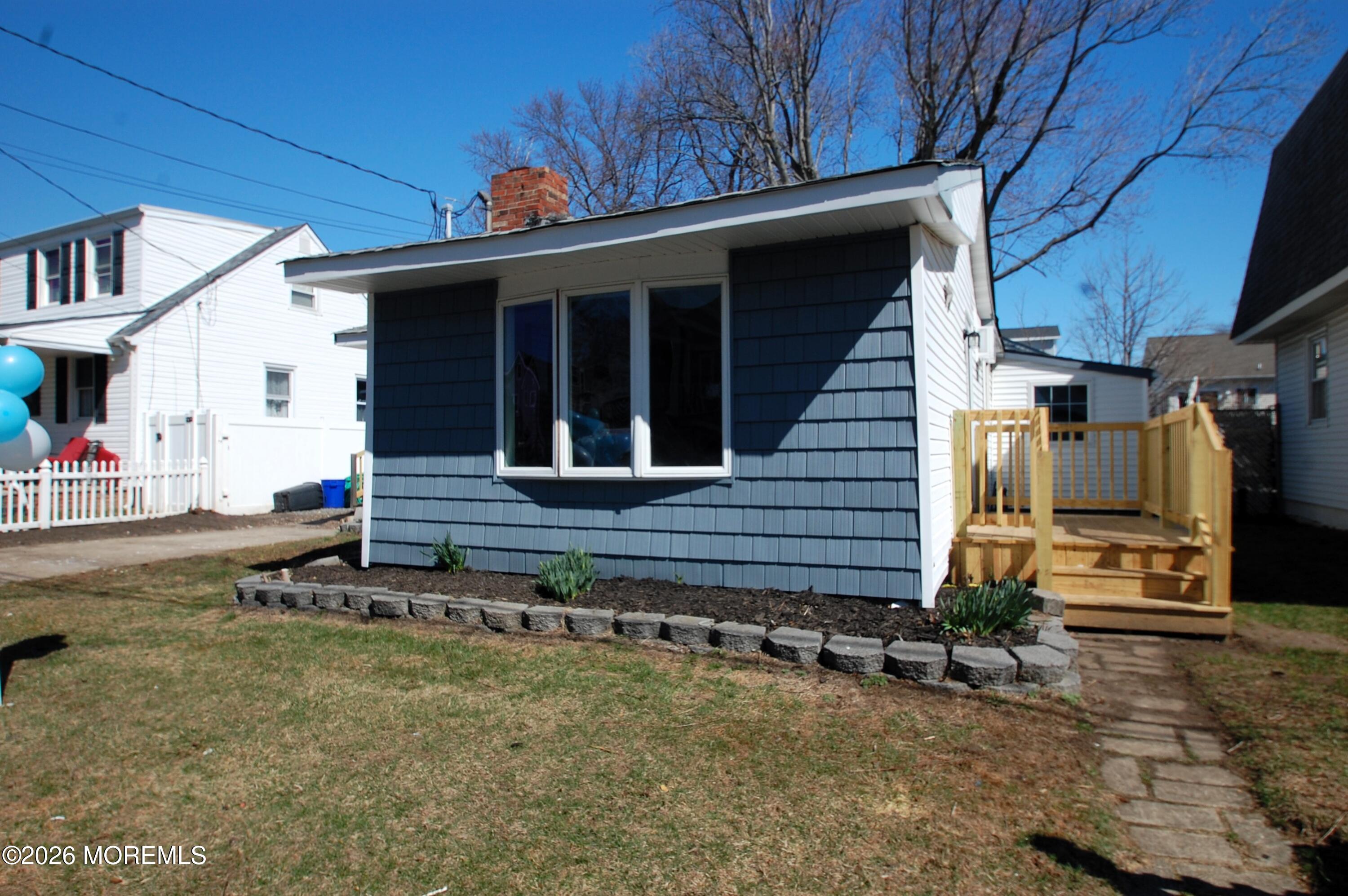 807 6th Street A & B