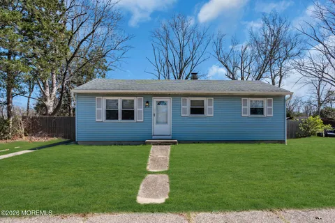 MLS: 22609420