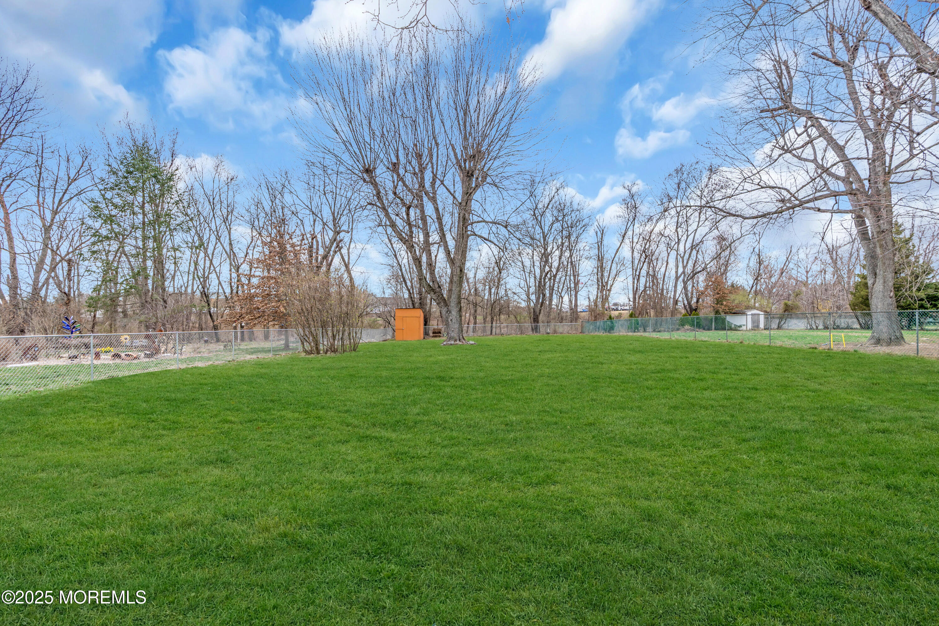 27 Koenig Lane, Freehold, New Jersey image 39