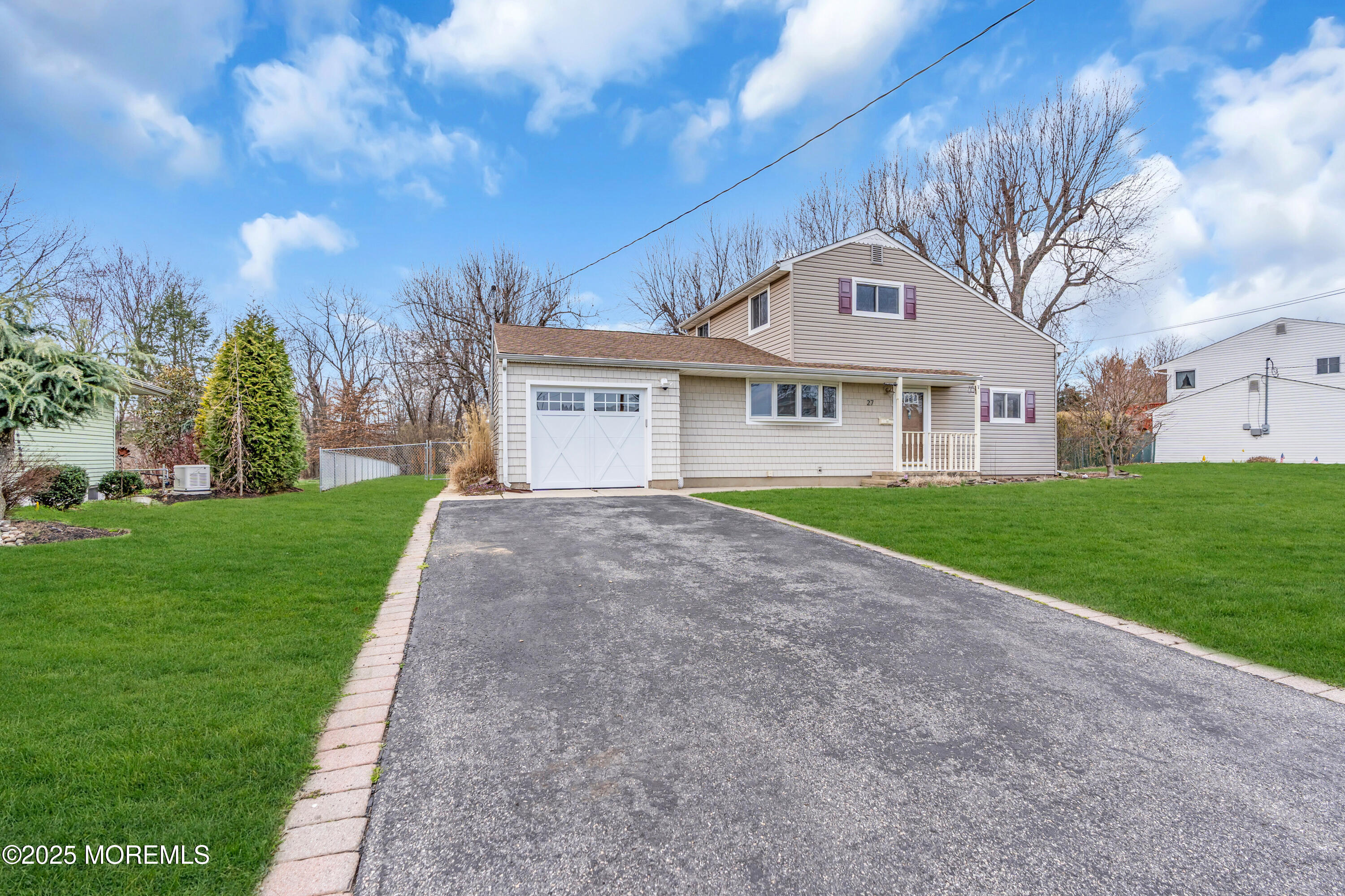27 Koenig Lane, Freehold, New Jersey image 2