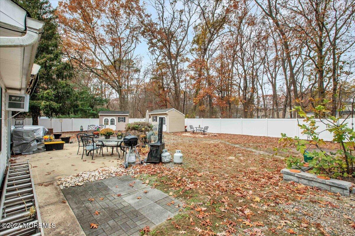 31 Eric Drive, Howell, New Jersey image 22