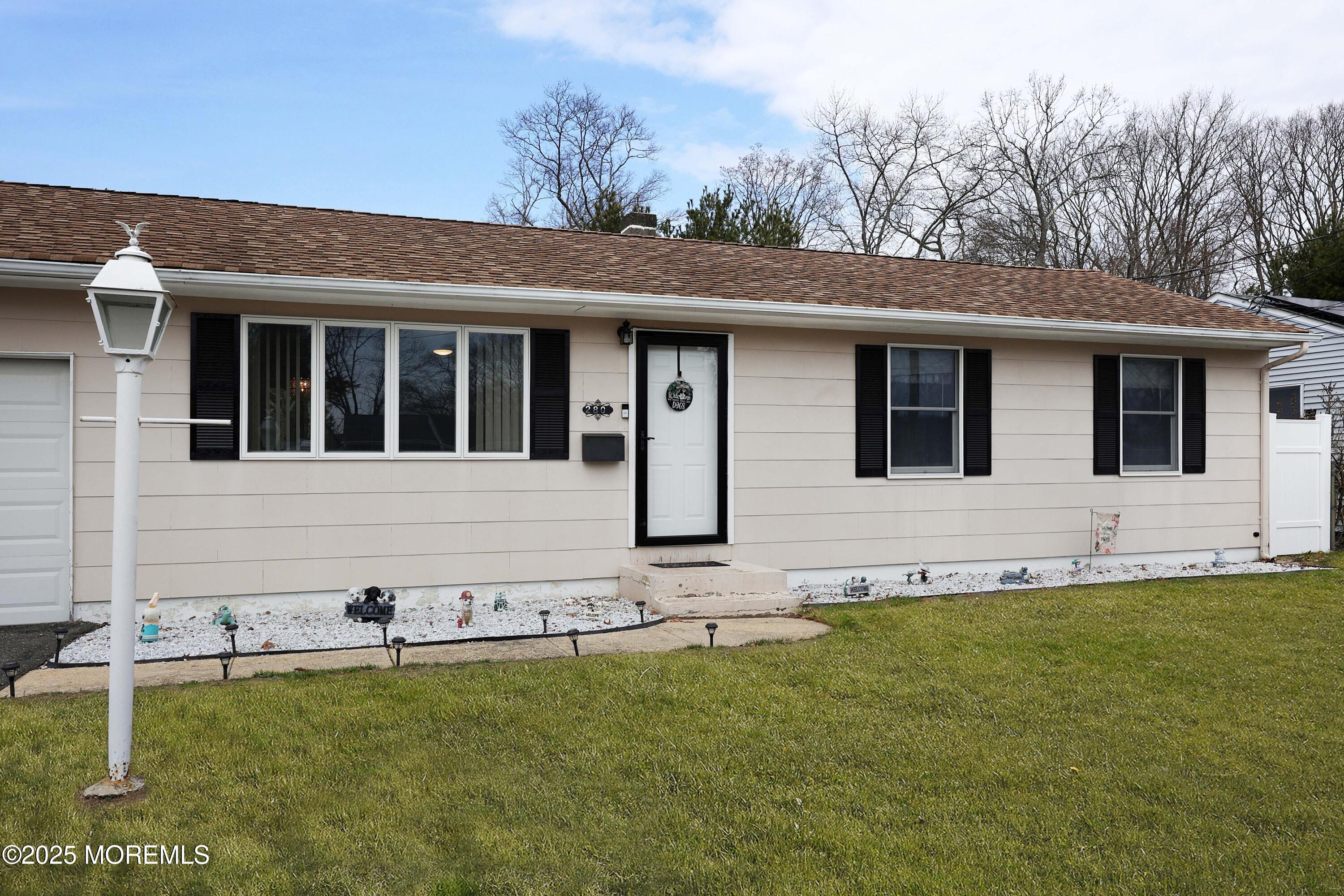 280 Sky Manor Boulevard, Brick, New Jersey image 2