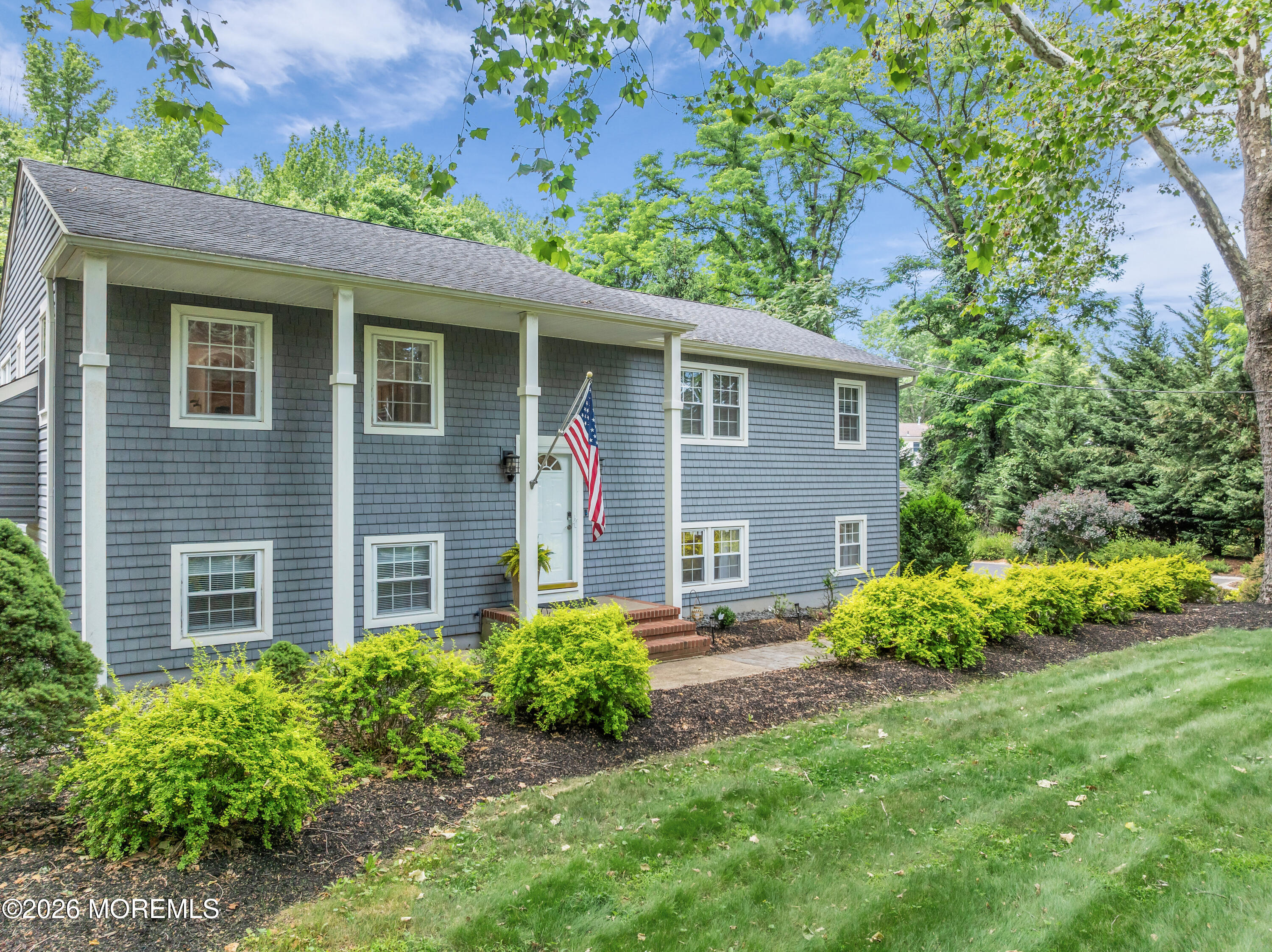 840 Nutswamp Road