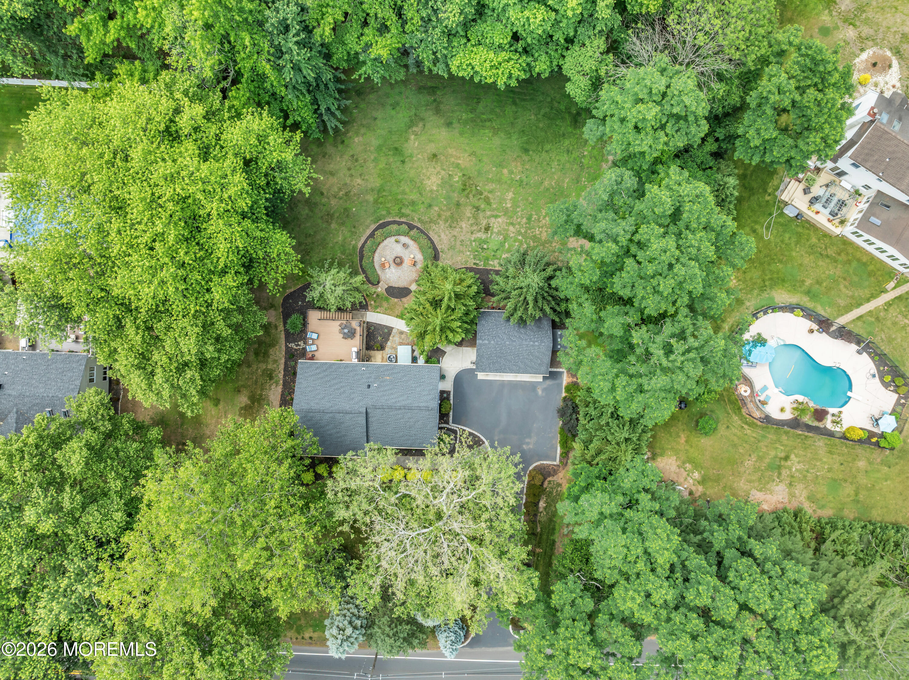 840 Nutswamp Road