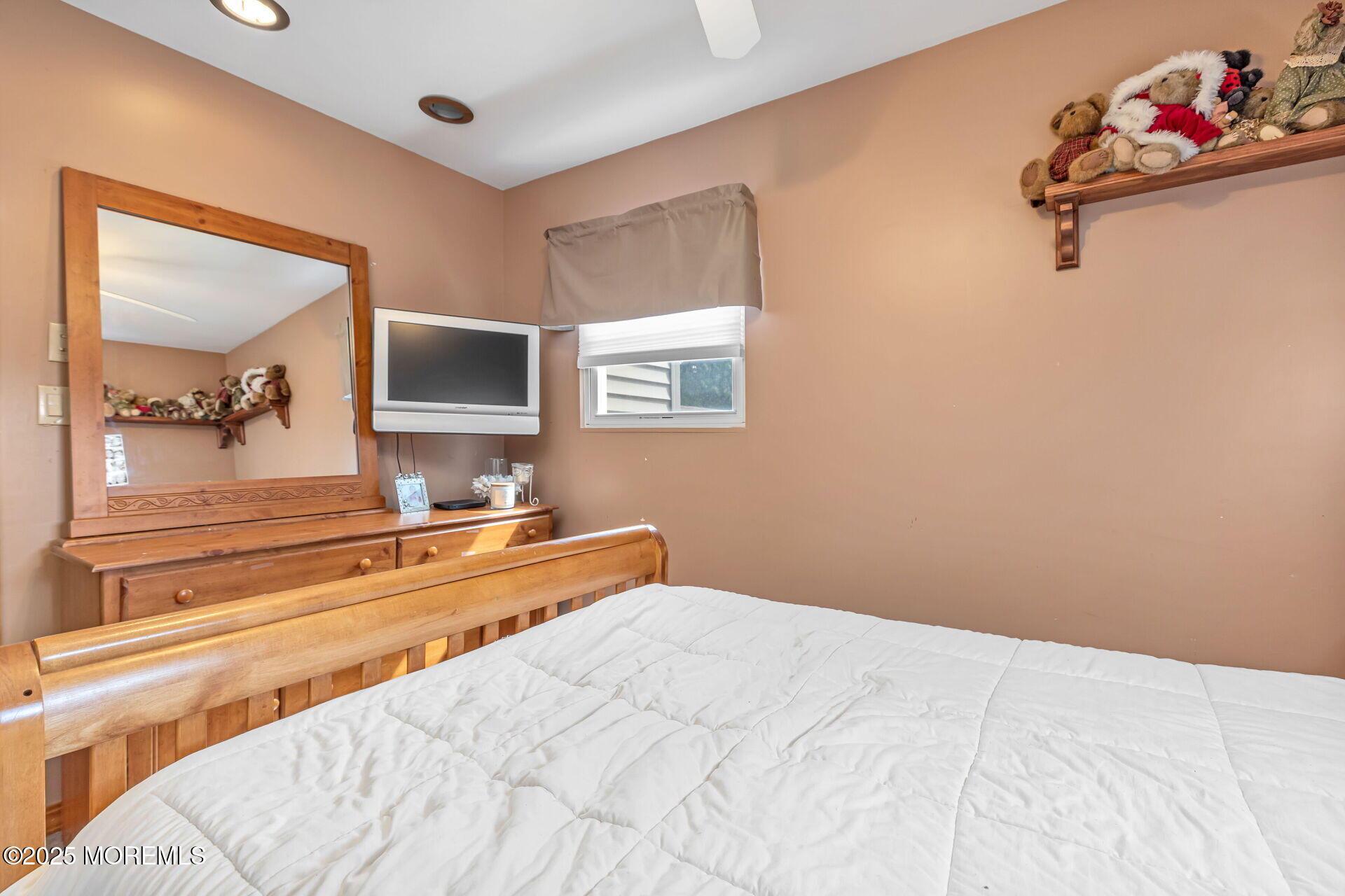 74 Briscoe Terrace, Hazlet, New Jersey image 25