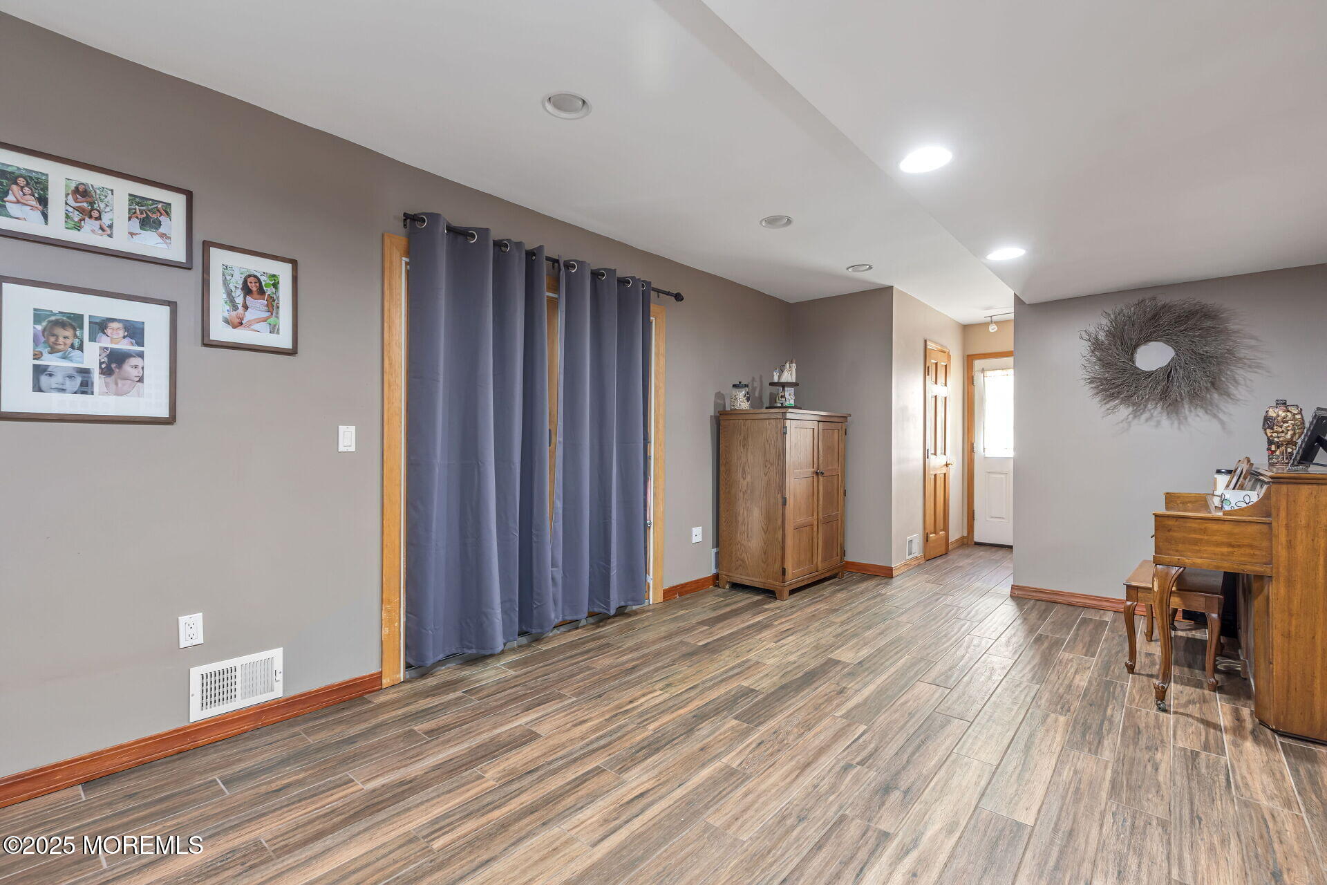 74 Briscoe Terrace, Hazlet, New Jersey image 12