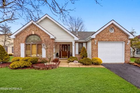 Condo For Sale - 54 Caldwell Terrace<br/> Marlboro, NJ 07746