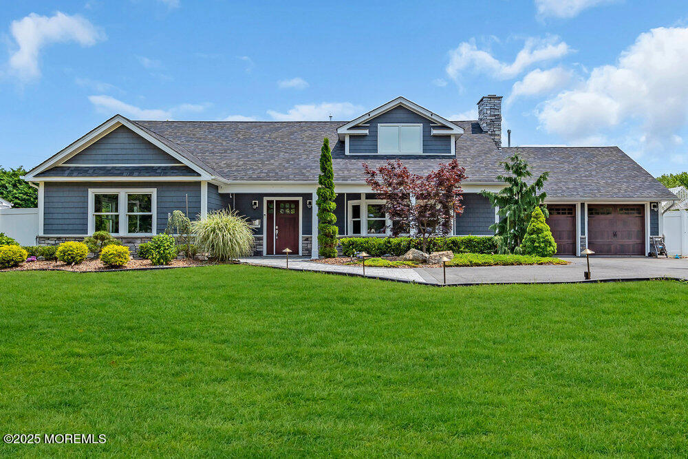 590 Lloyd Road