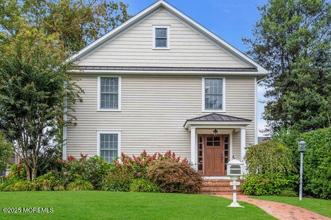 Homes For Rent - 8 Glenwood Place<br/> Spring Lake, NJ 07762