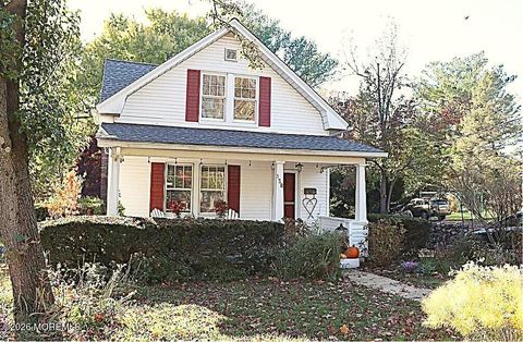 Homes For Sale - 158 Fair Haven Road<br/> Fair Haven, NJ 07704