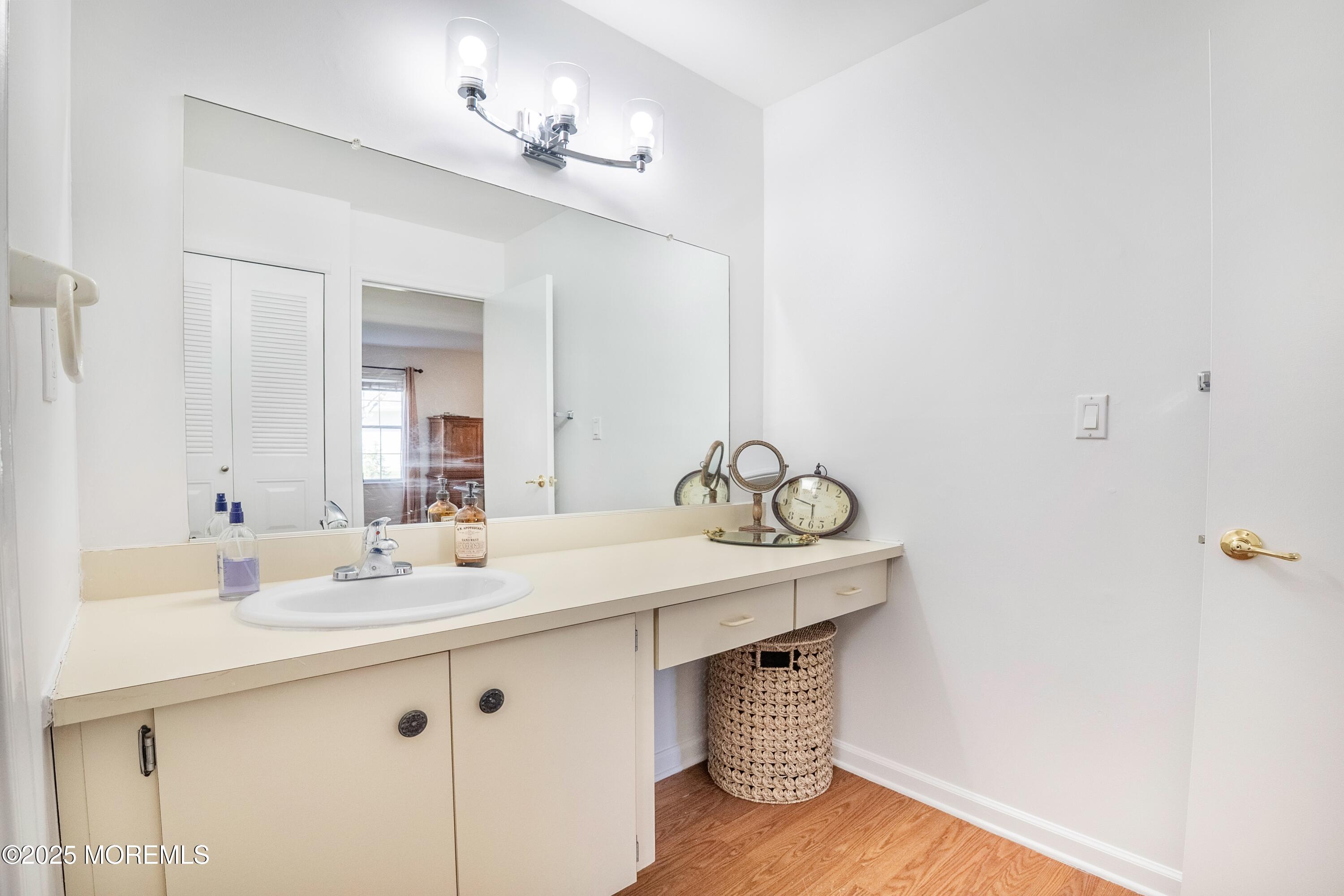 18 Snowburry Court, Red Bank, New Jersey image 11
