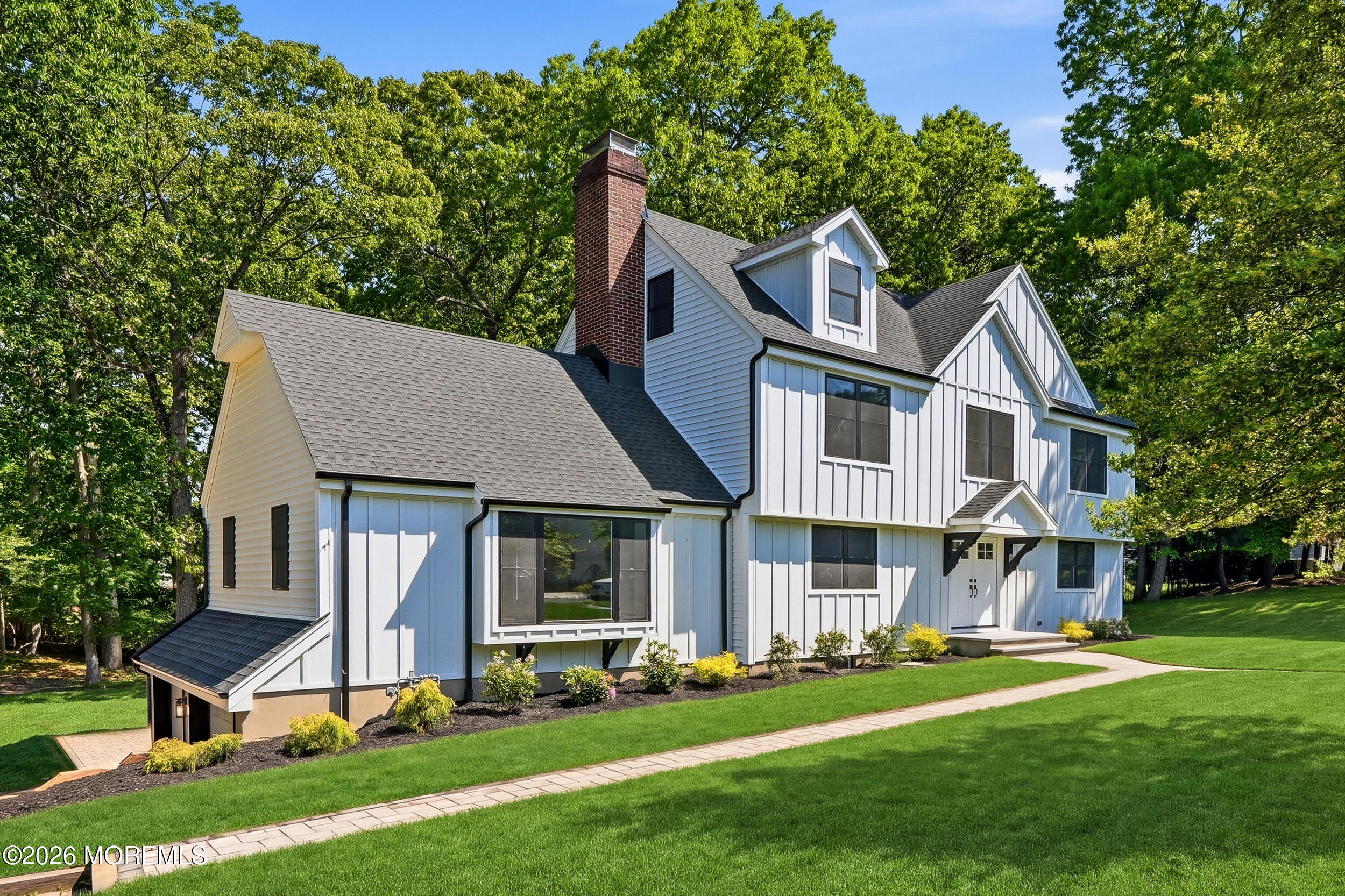 7 Pilgrim Hollow Road