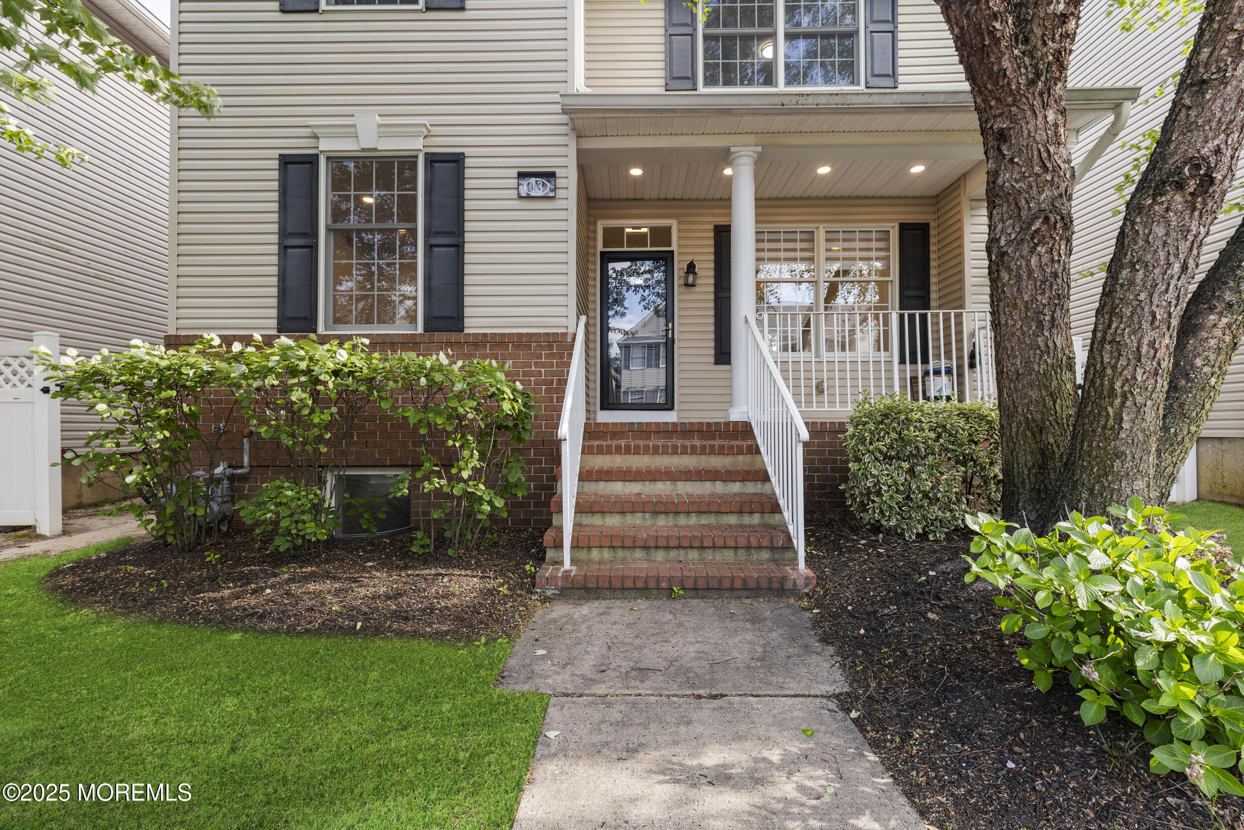 13 Sequoia Drive, Lakewood, New Jersey image 4