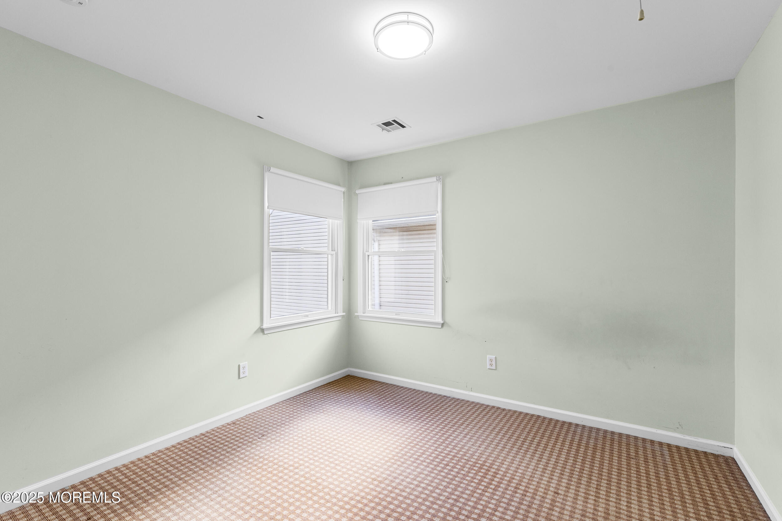 13 Sequoia Drive, Lakewood, New Jersey image 33