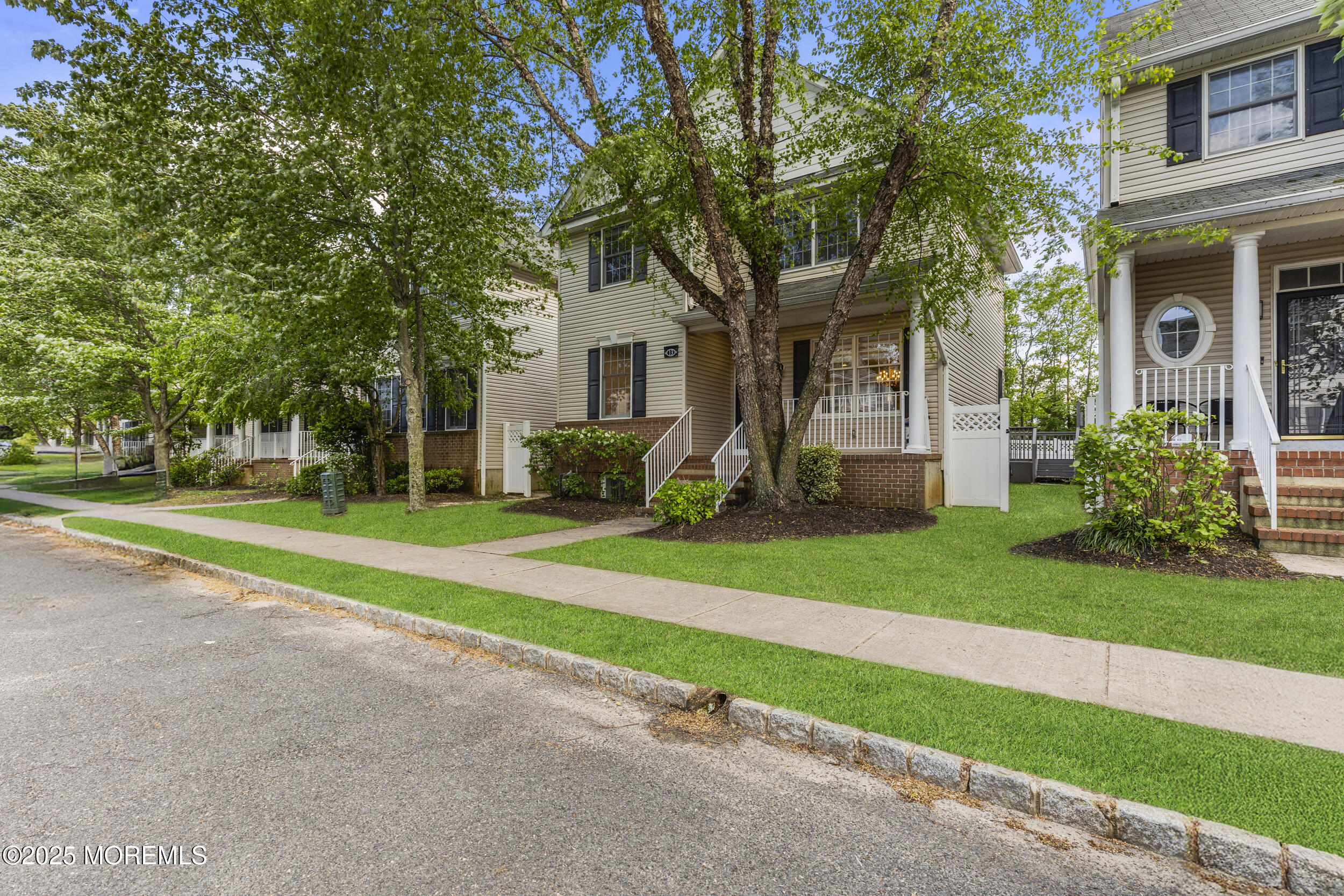 13 Sequoia Drive, Lakewood, New Jersey image 2