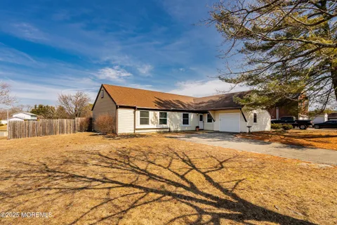 MLS: 22506364